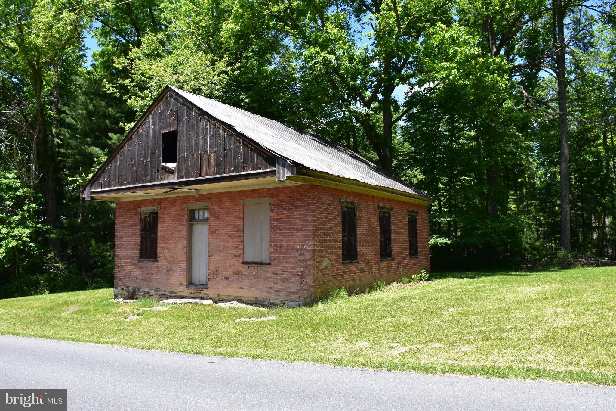 NONE, RURAL - Residential
