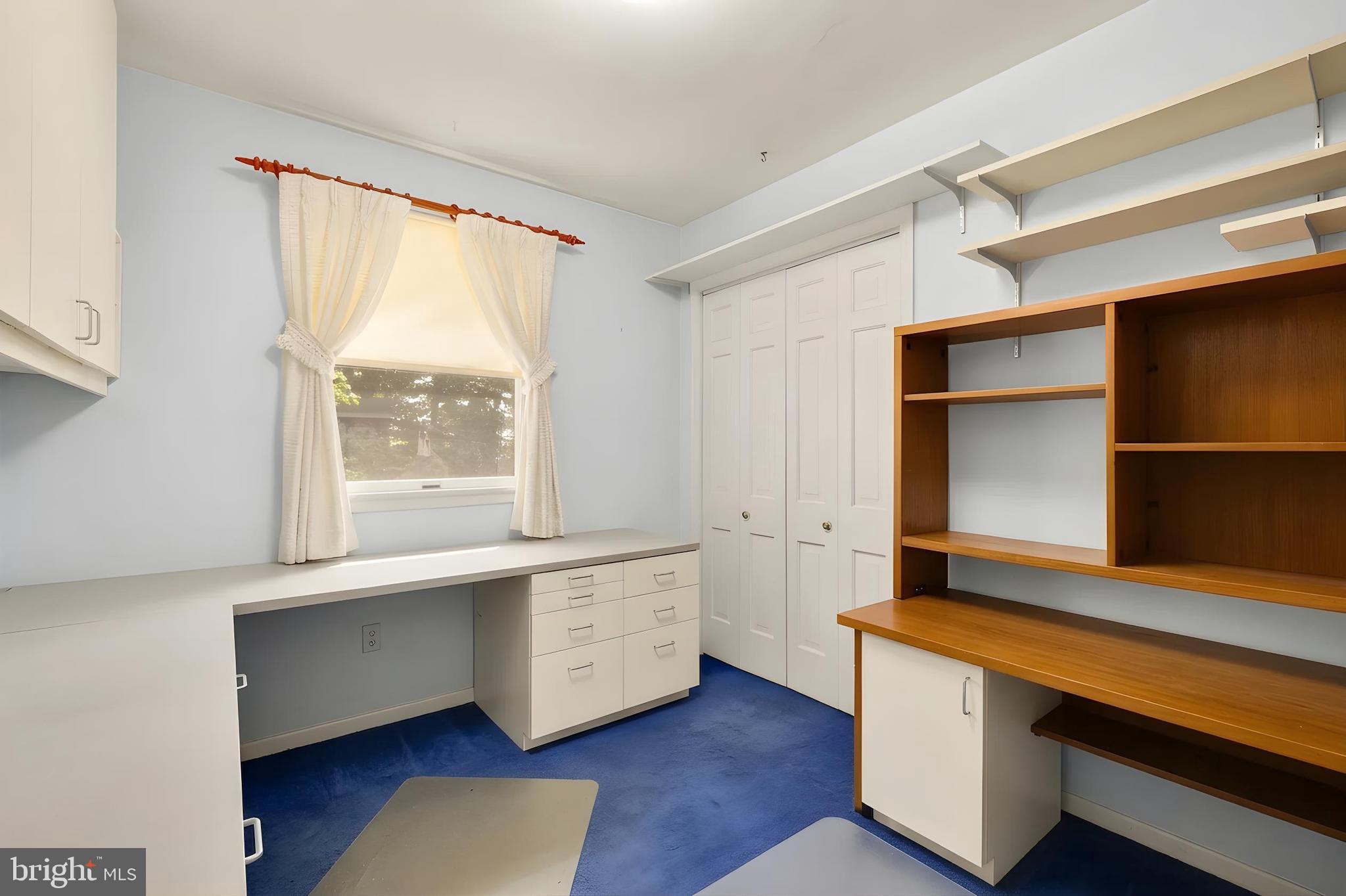 LOCUST RIDGE - Residential