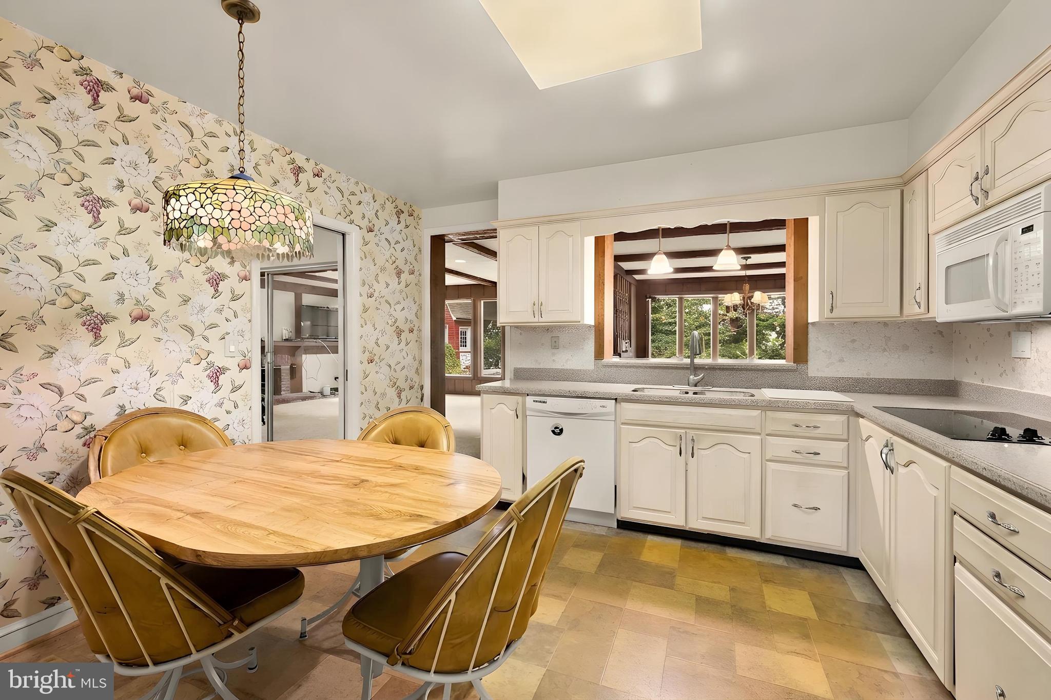 LOCUST RIDGE - Residential