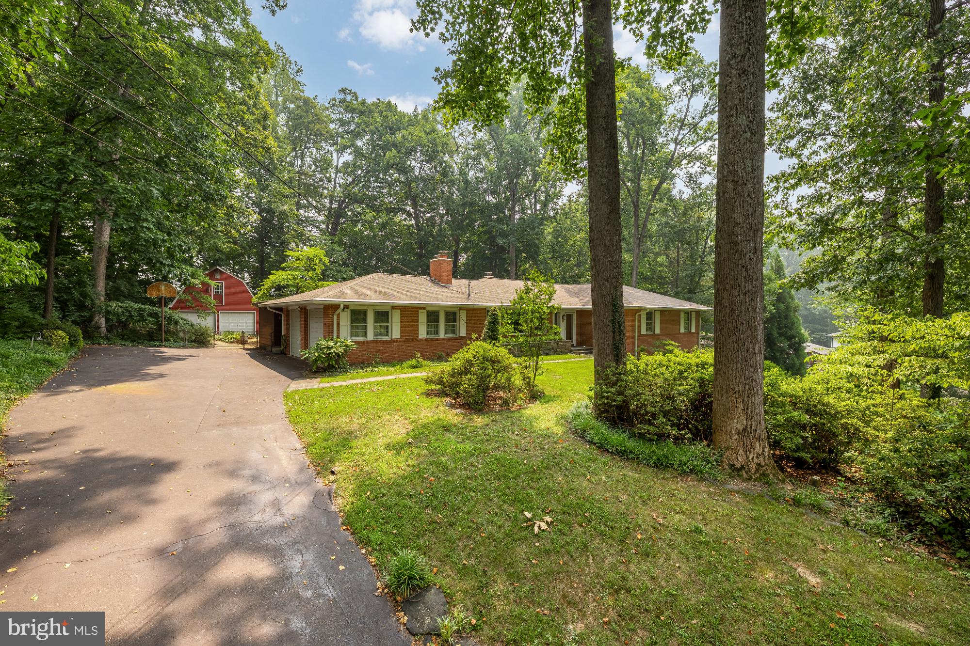 LOCUST RIDGE - Residential