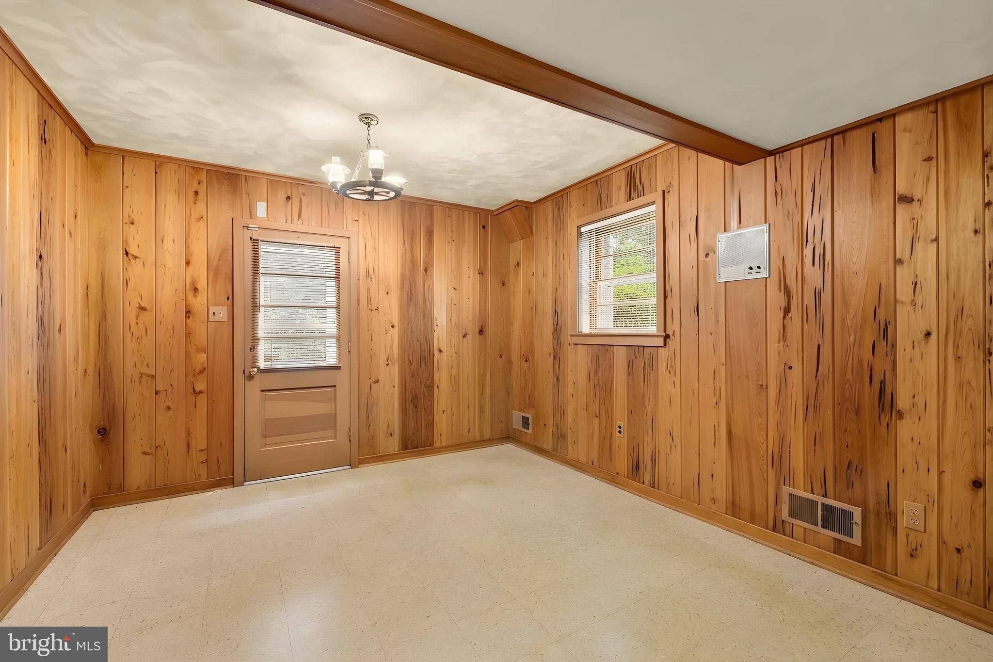 LOCUST RIDGE - Residential