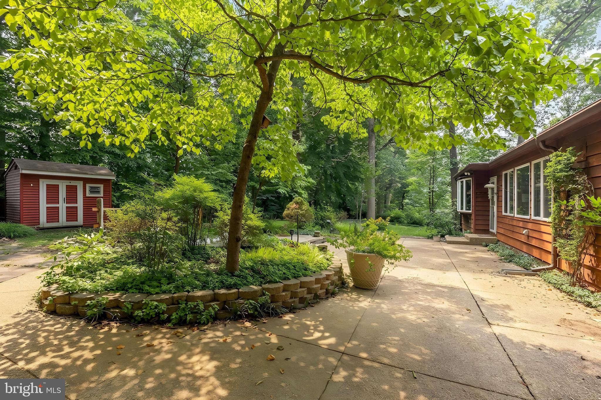 LOCUST RIDGE - Residential