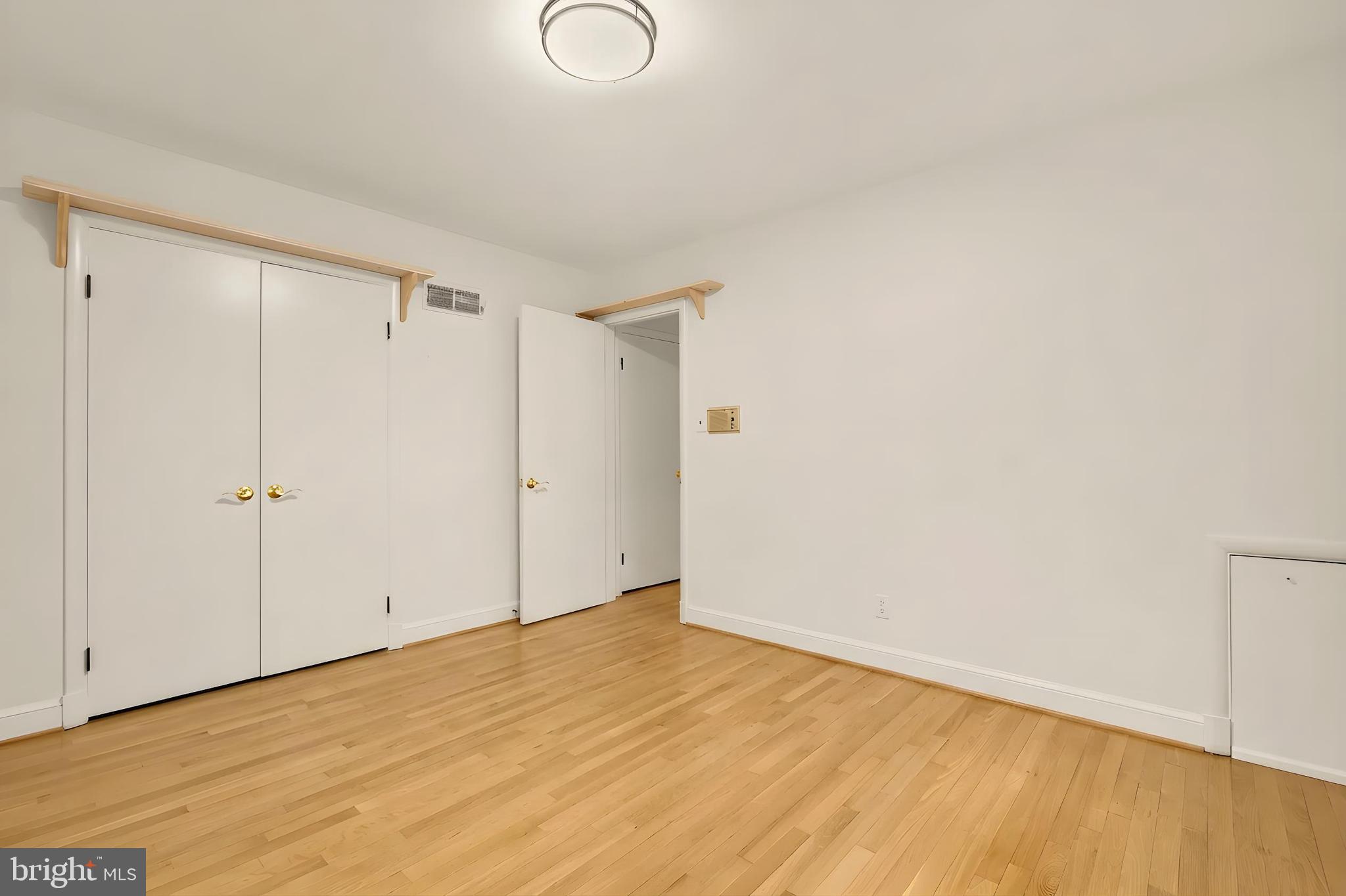 LOCUST RIDGE - Residential