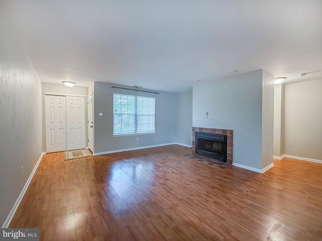 ROSE HOLLOW - Residential