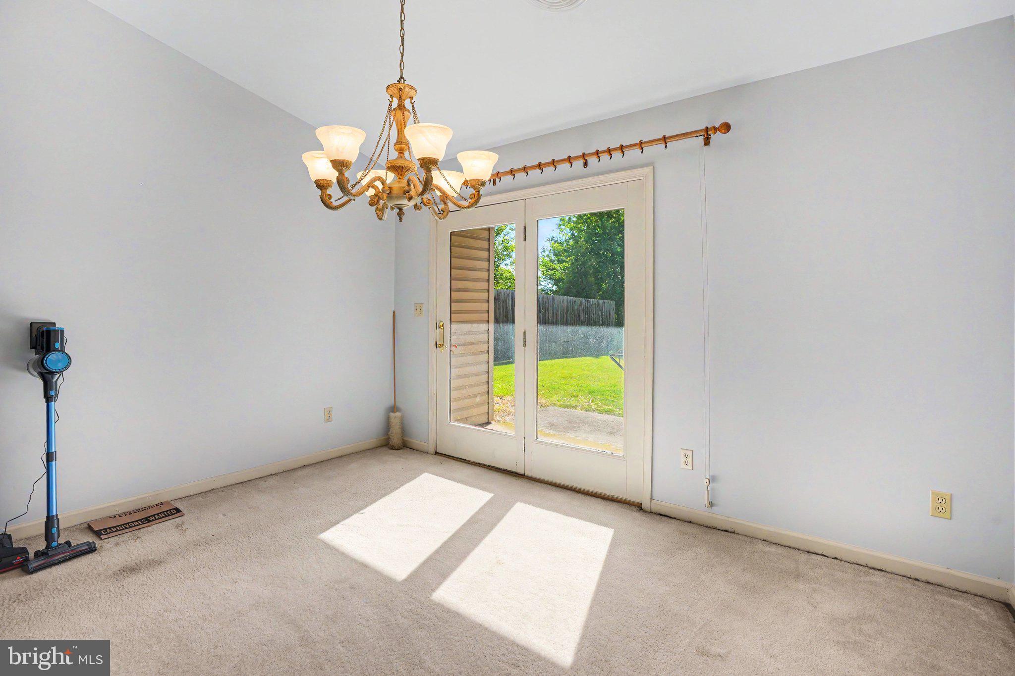 MILL CREEK ACRES - Residential