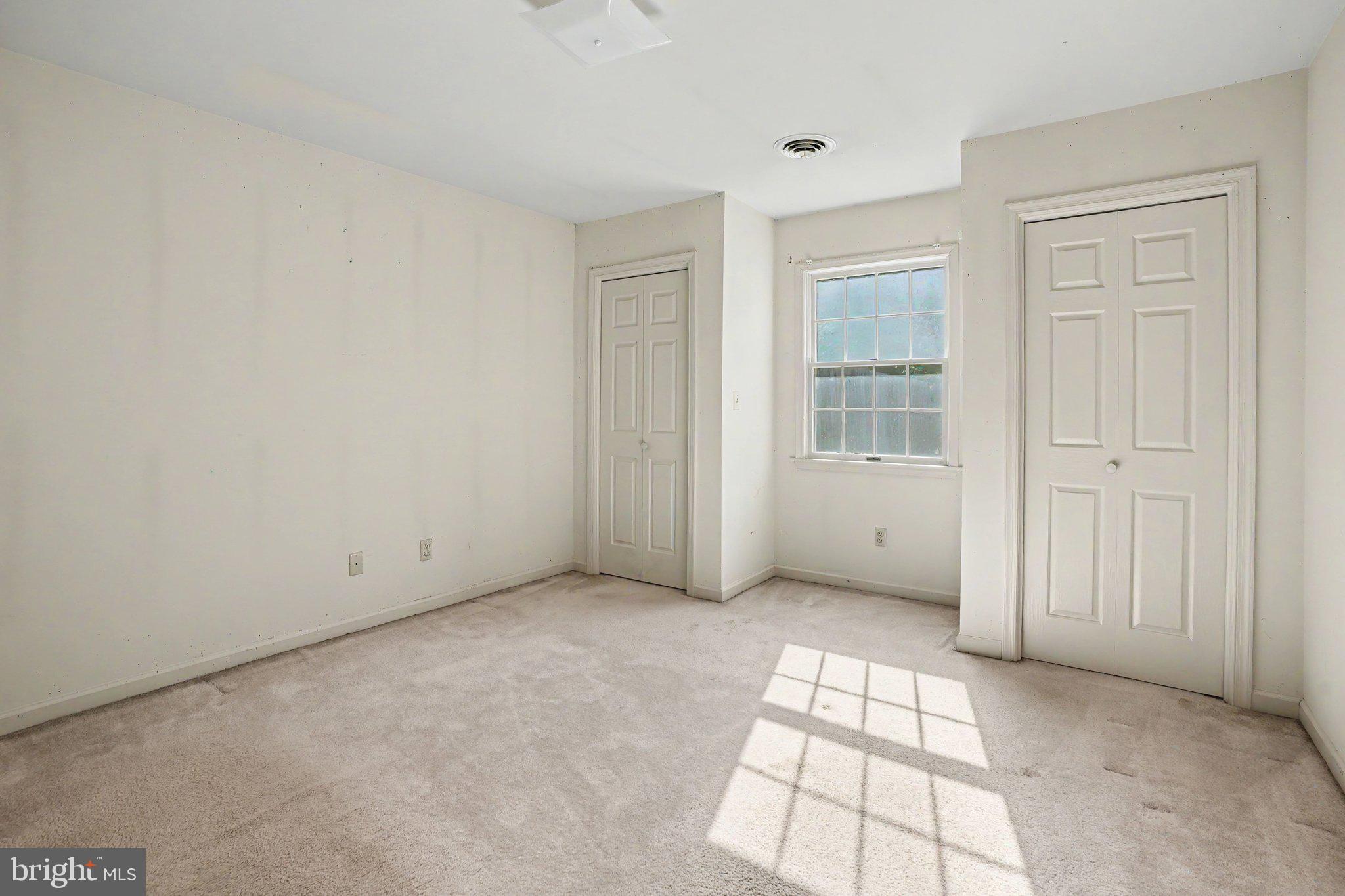 MILL CREEK ACRES - Residential