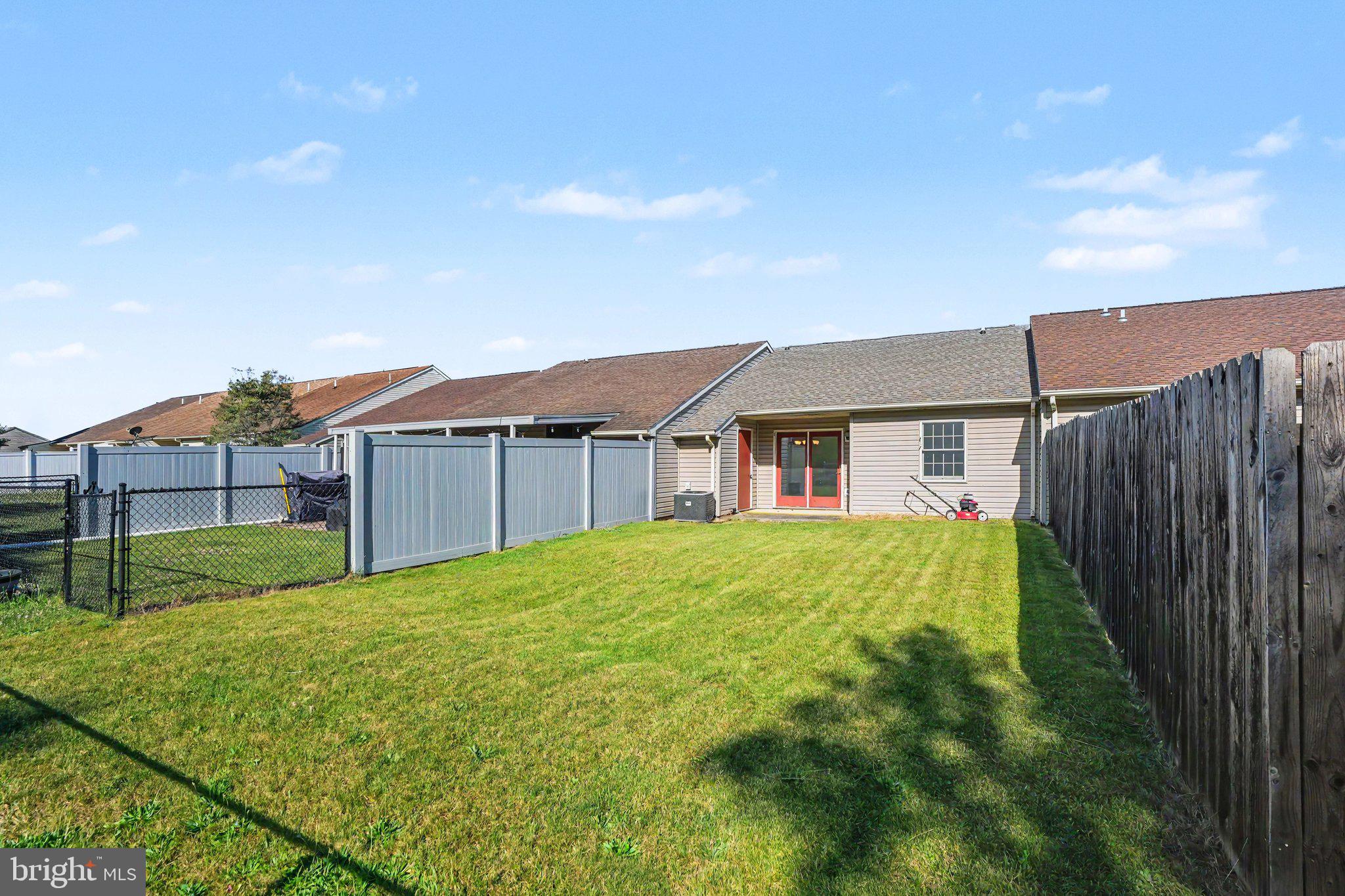 MILL CREEK ACRES - Residential