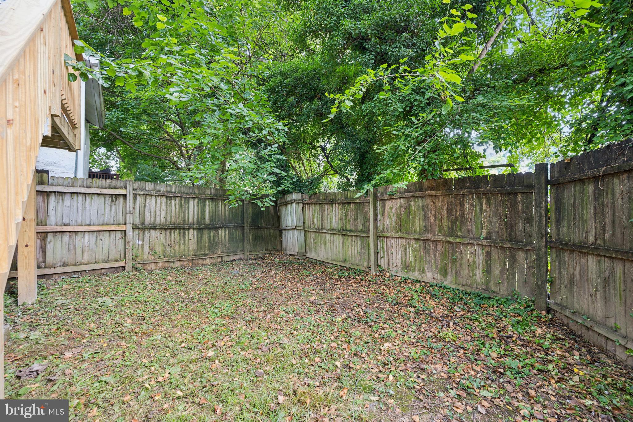 LAURAVILLE HISTORIC DISTRICT - Residential