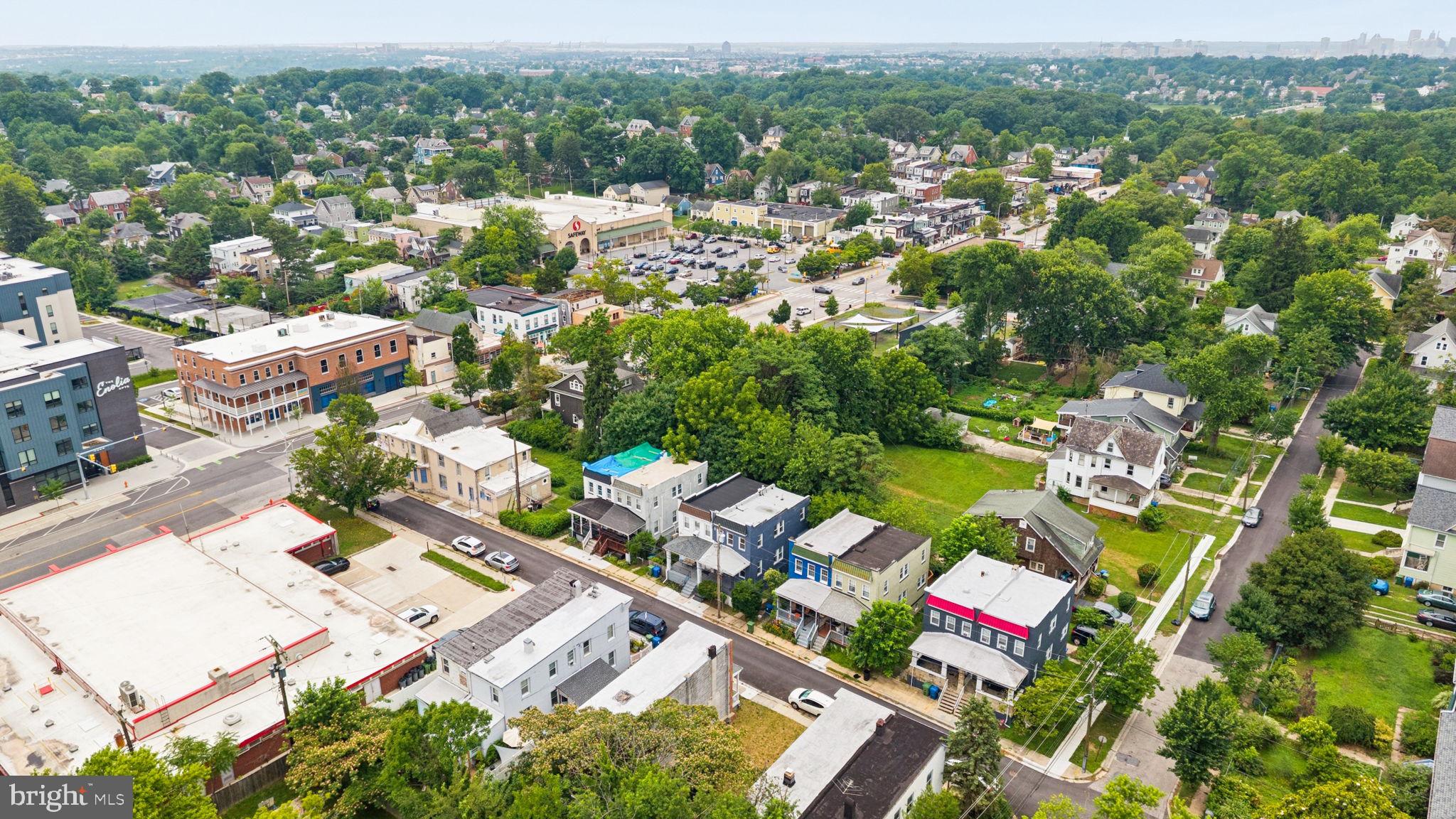 LAURAVILLE HISTORIC DISTRICT - Residential
