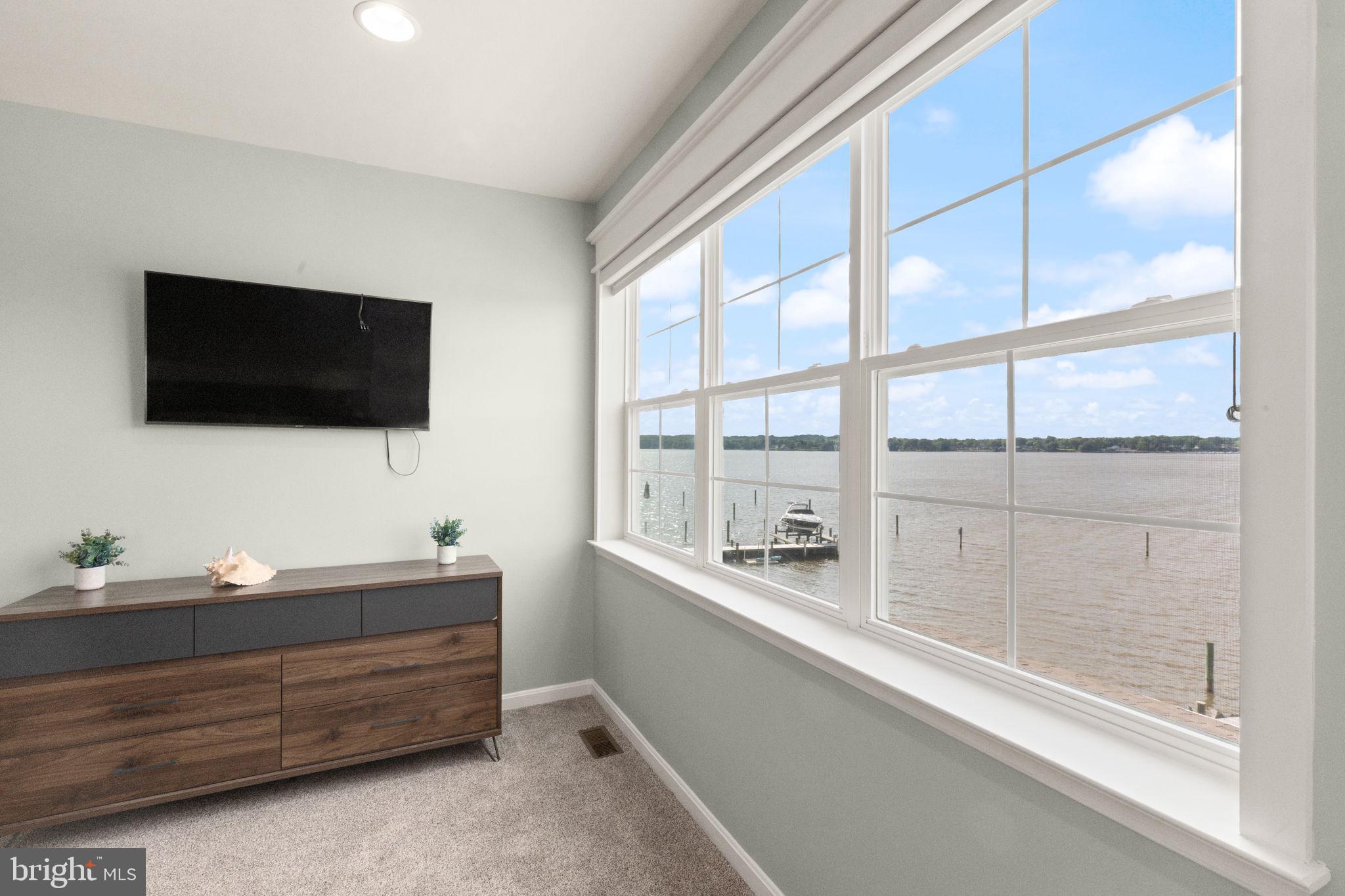 GABLERS SHORE - Residential