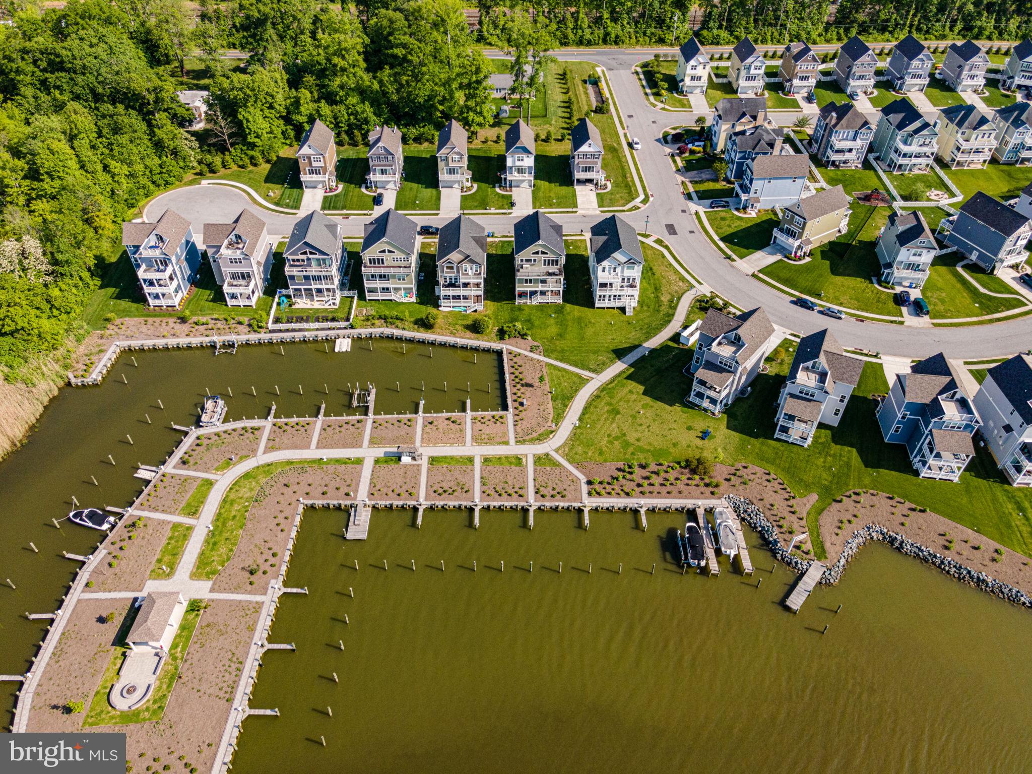 GABLERS SHORE - Residential