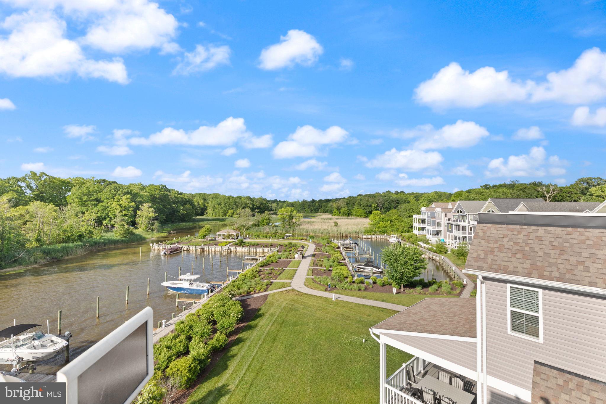 GABLERS SHORE - Residential