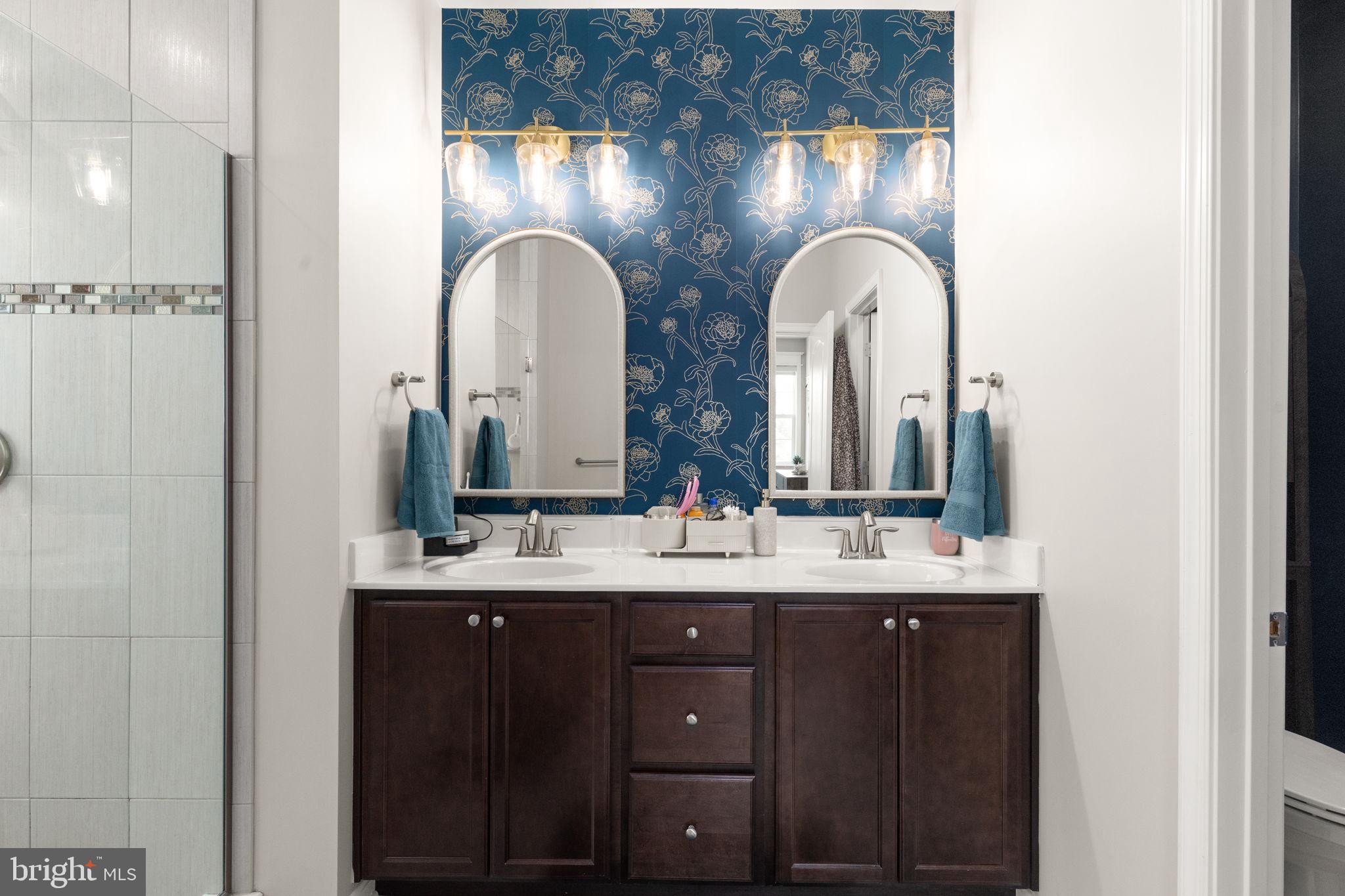 GABLERS SHORE - Residential