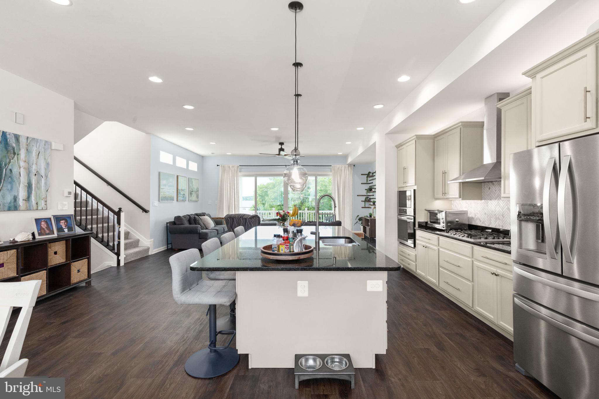 GABLERS SHORE - Residential