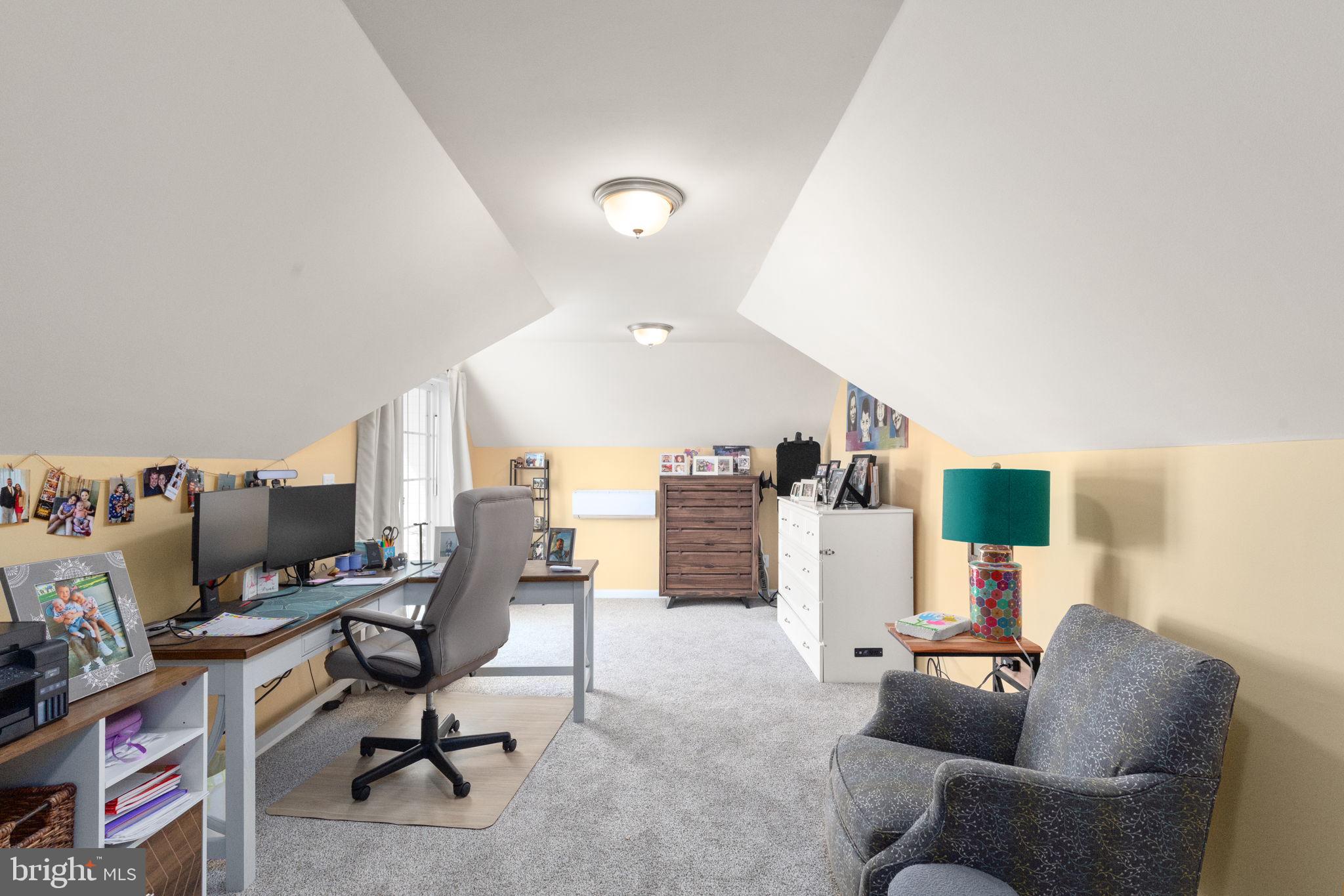 GABLERS SHORE - Residential