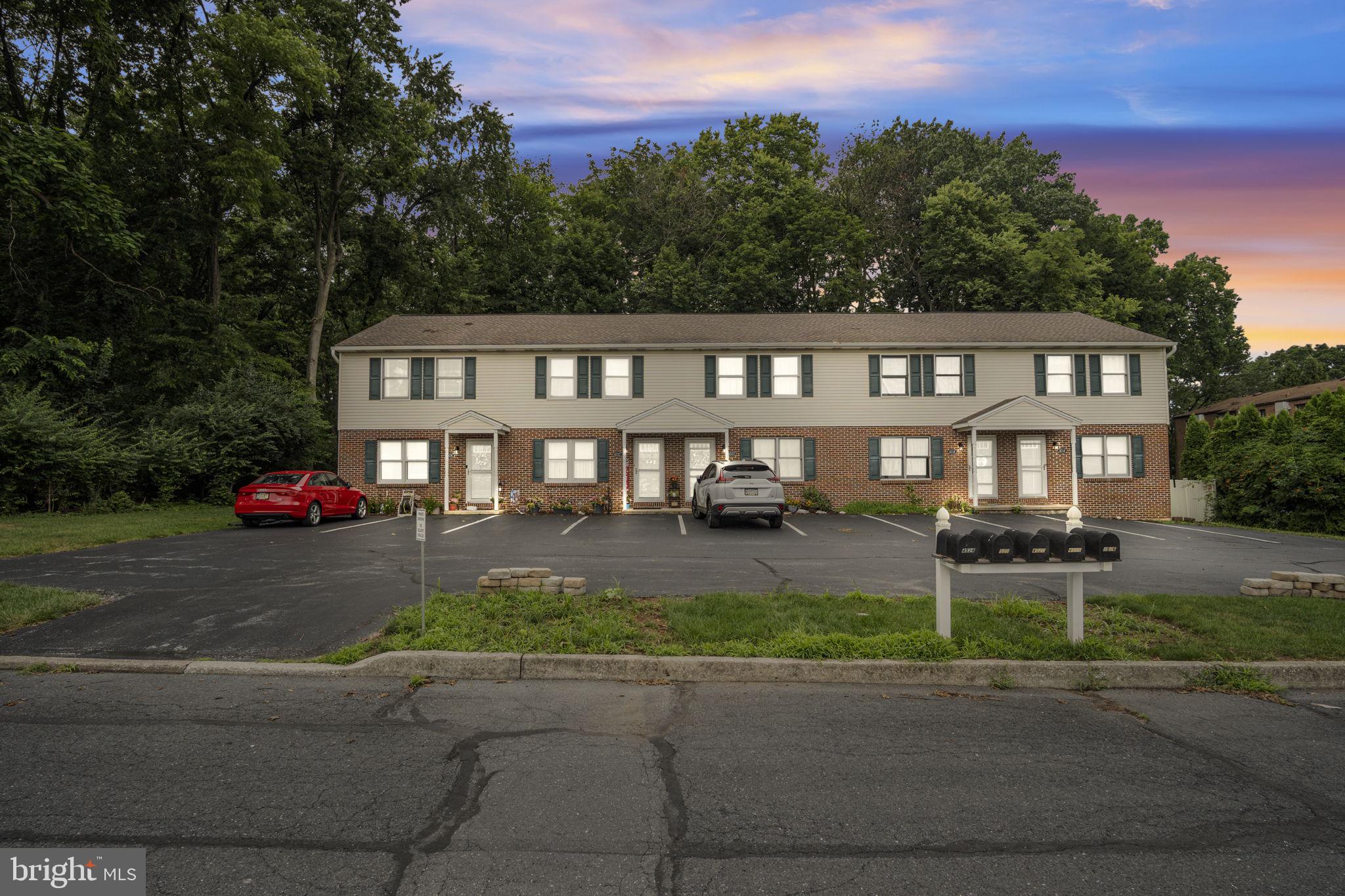 LINDEN AVENUE CONDOMINUMS - Residential