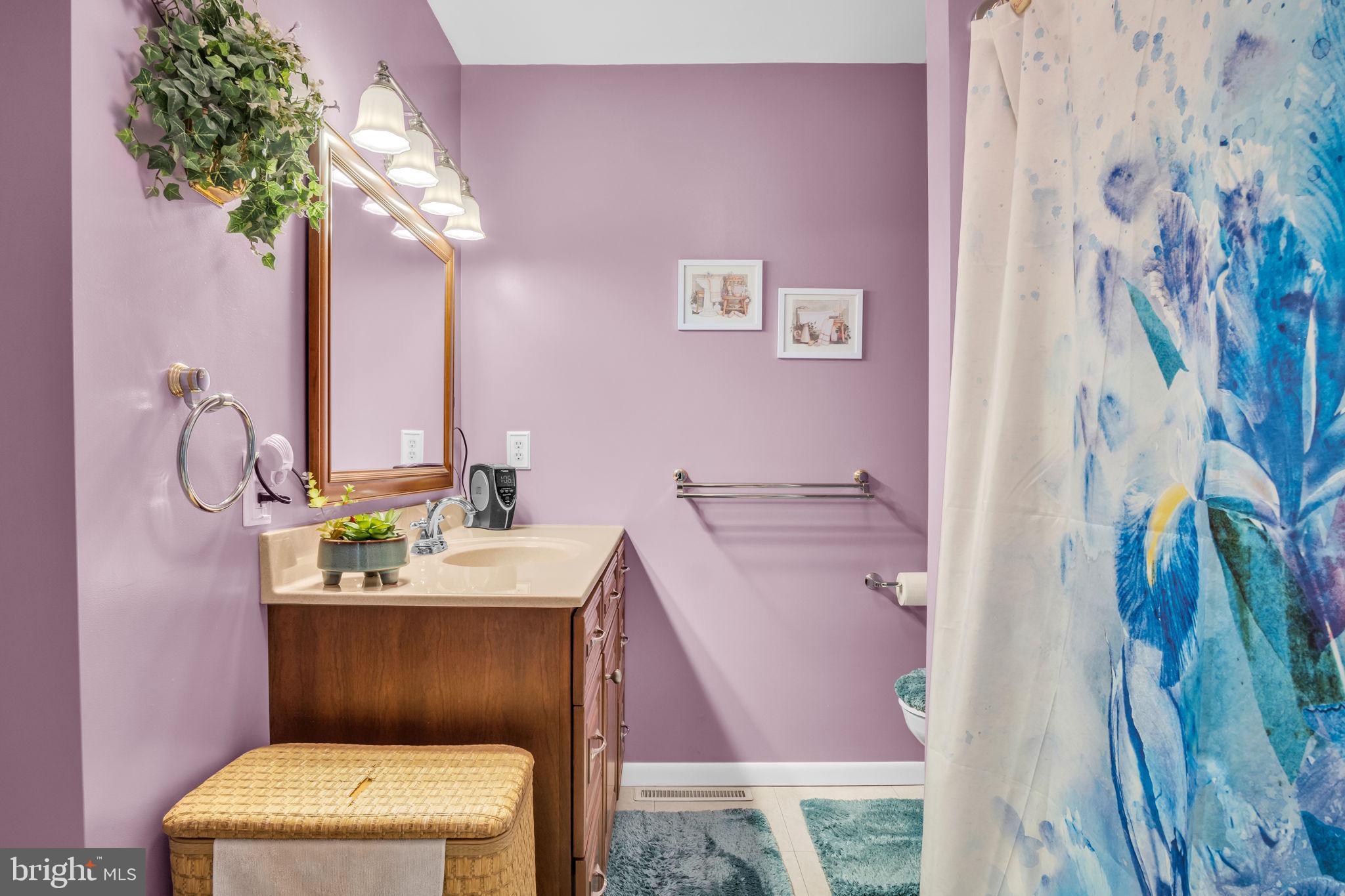 LINDEN AVENUE CONDOMINUMS - Residential