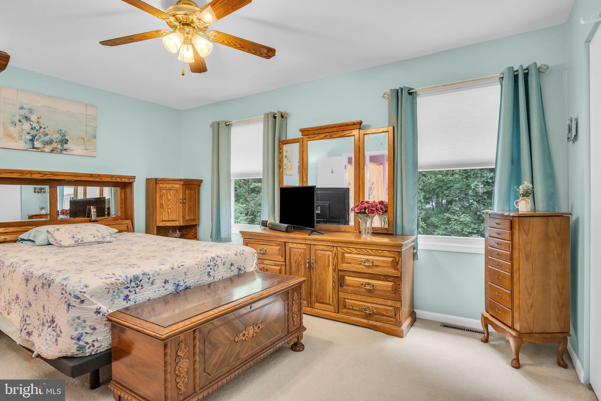 LINDEN AVENUE CONDOMINUMS - Residential