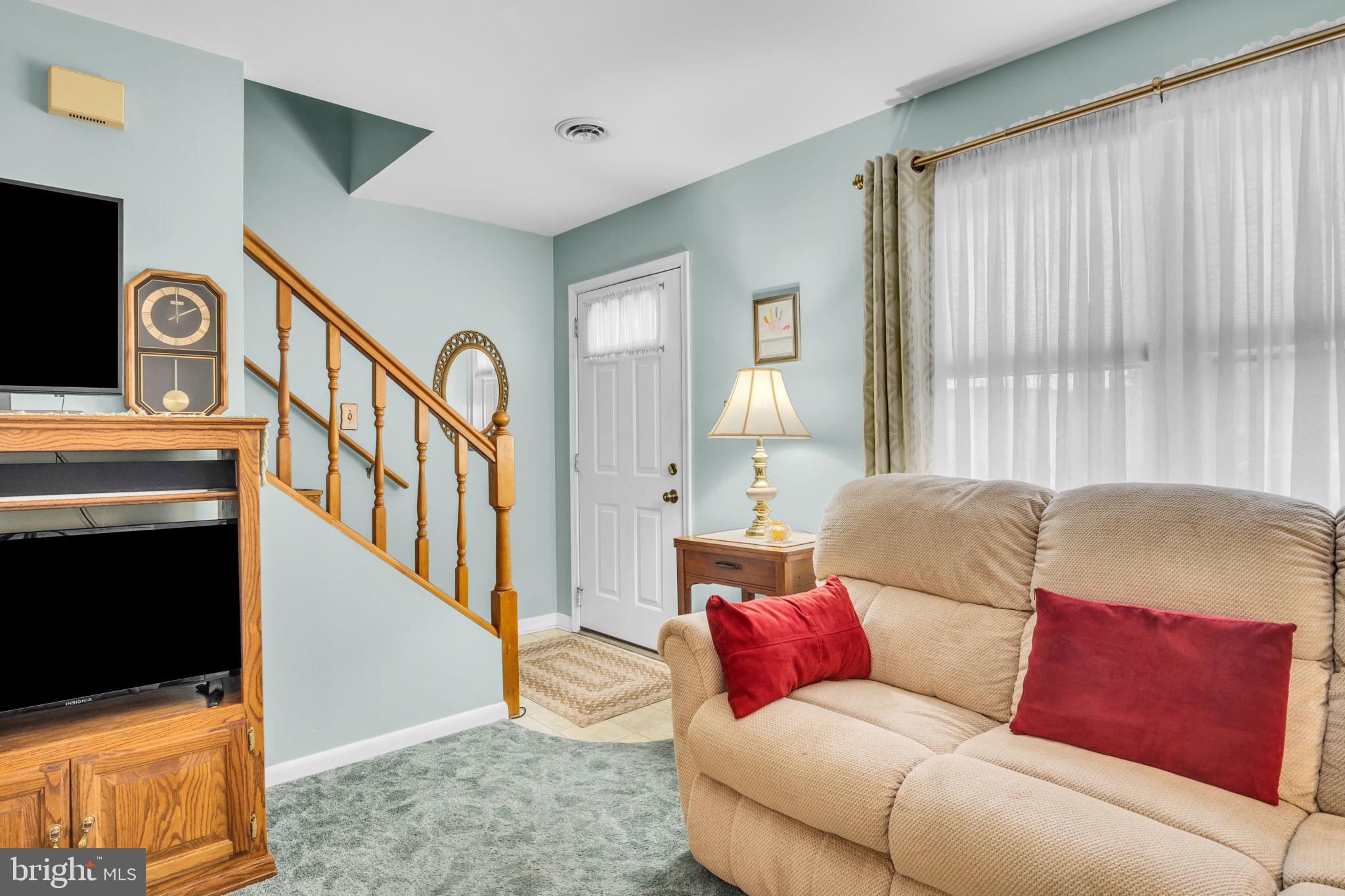 LINDEN AVENUE CONDOMINUMS - Residential