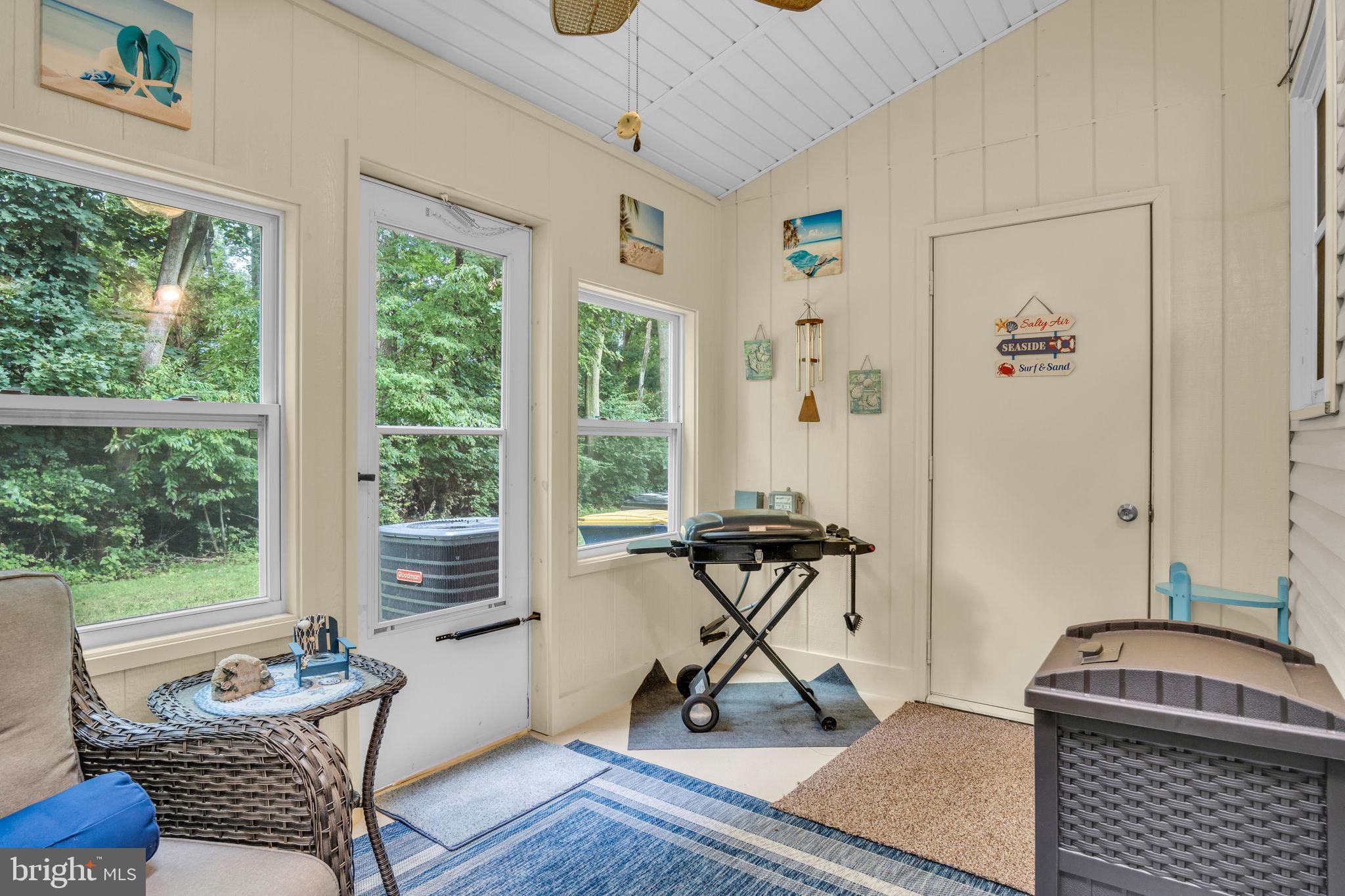 LINDEN AVENUE CONDOMINUMS - Residential