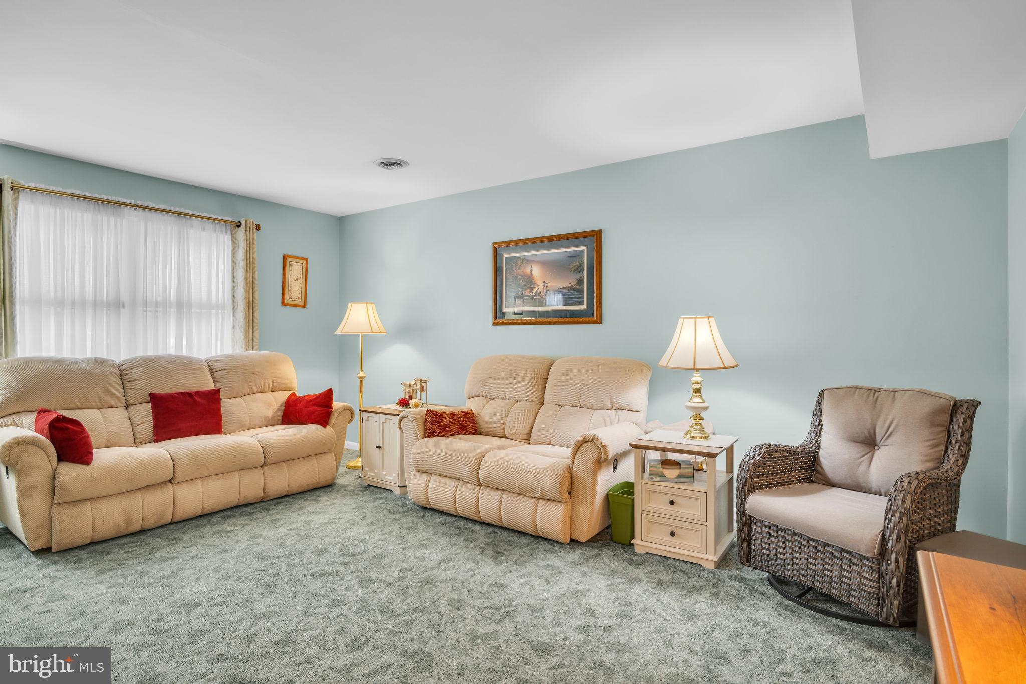LINDEN AVENUE CONDOMINUMS - Residential
