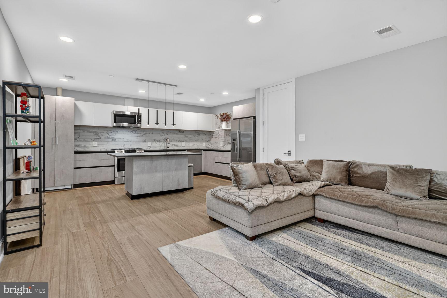 PALISADES - Residential