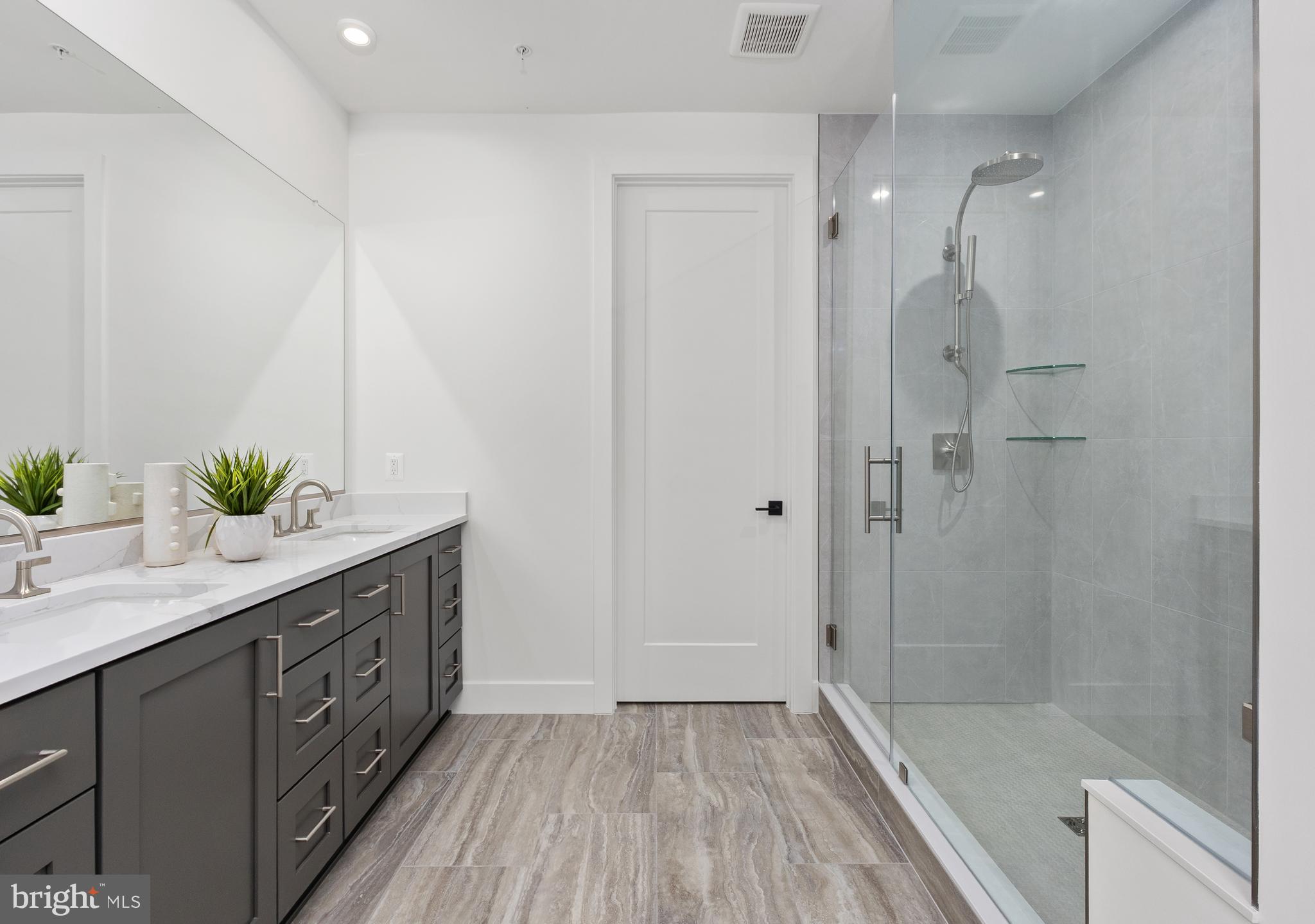 CHEVY CHASE CROSSING - Residential