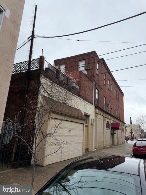 POINT BREEZE - Residential