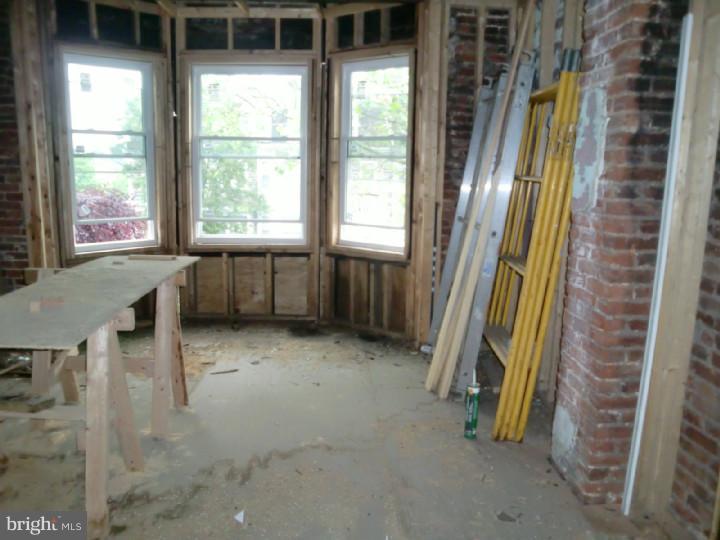 GERMANTOWN - Residential