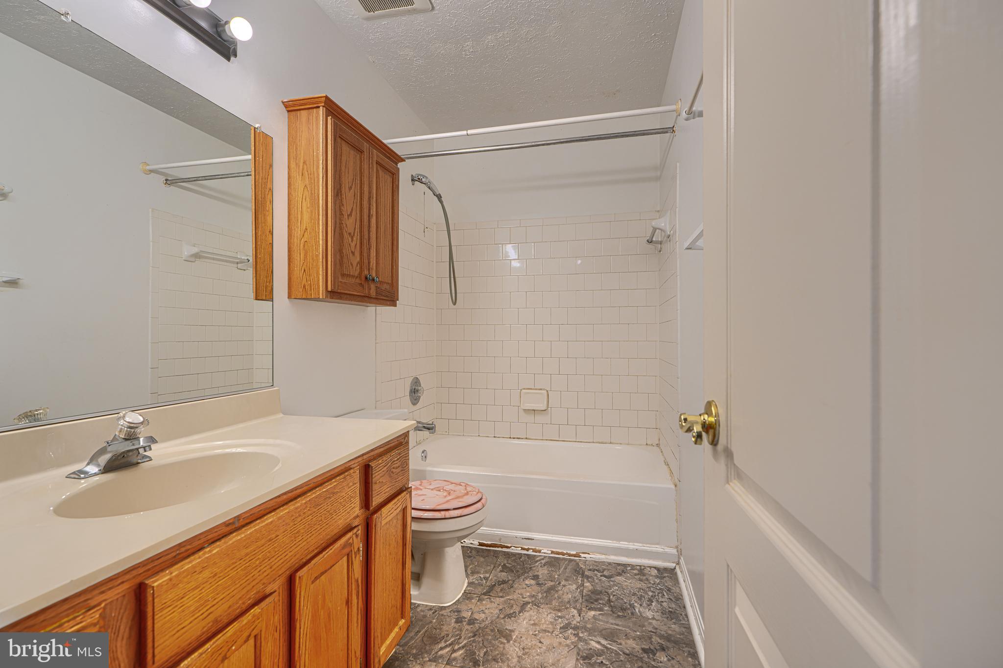 PARKVIEW TRAIL - Residential