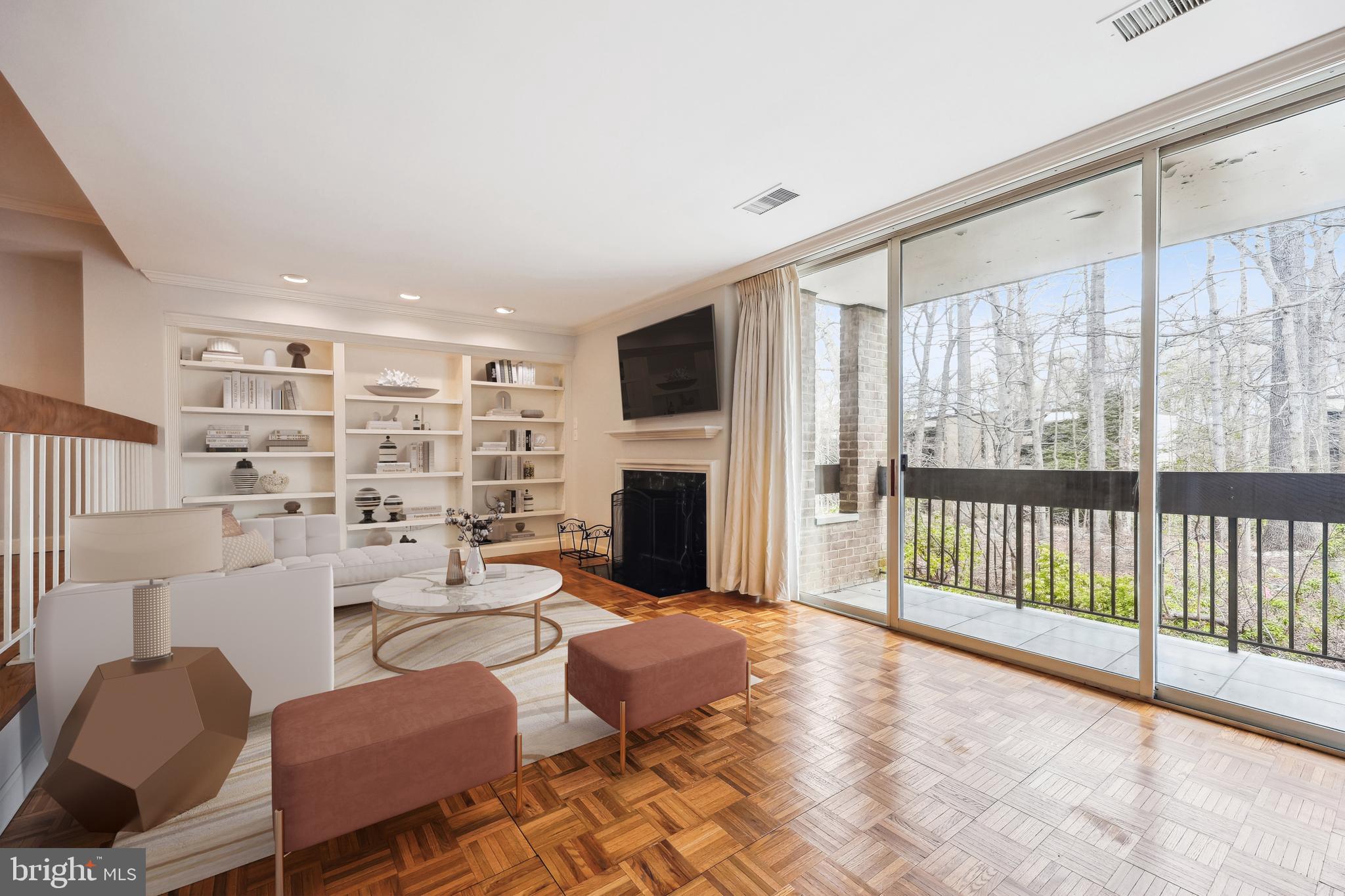 SUMNER VILLAGE - Residential