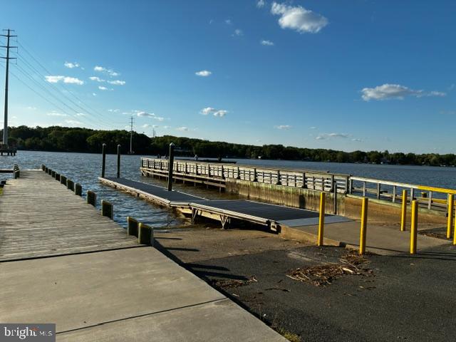 WILLOUGHBY BEACH - Residential