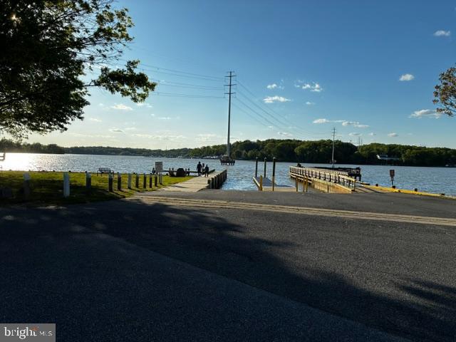 WILLOUGHBY BEACH - Residential