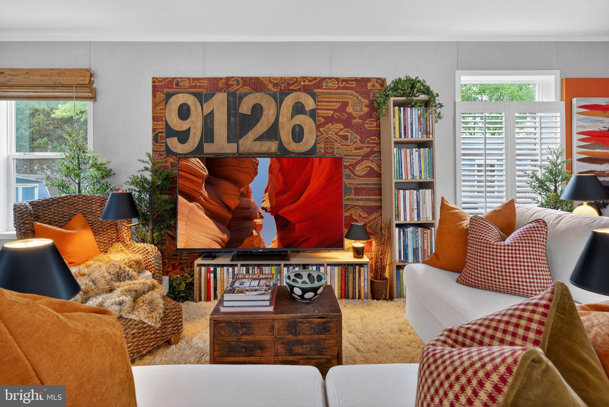 WILLOUGHBY BEACH - Residential