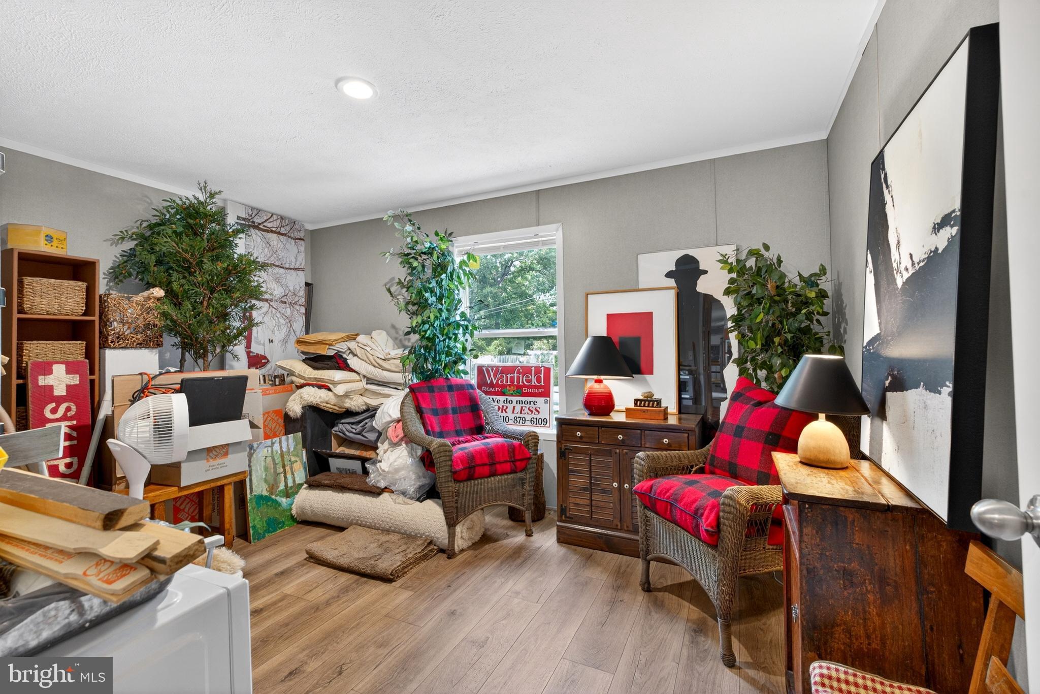 WILLOUGHBY BEACH - Residential