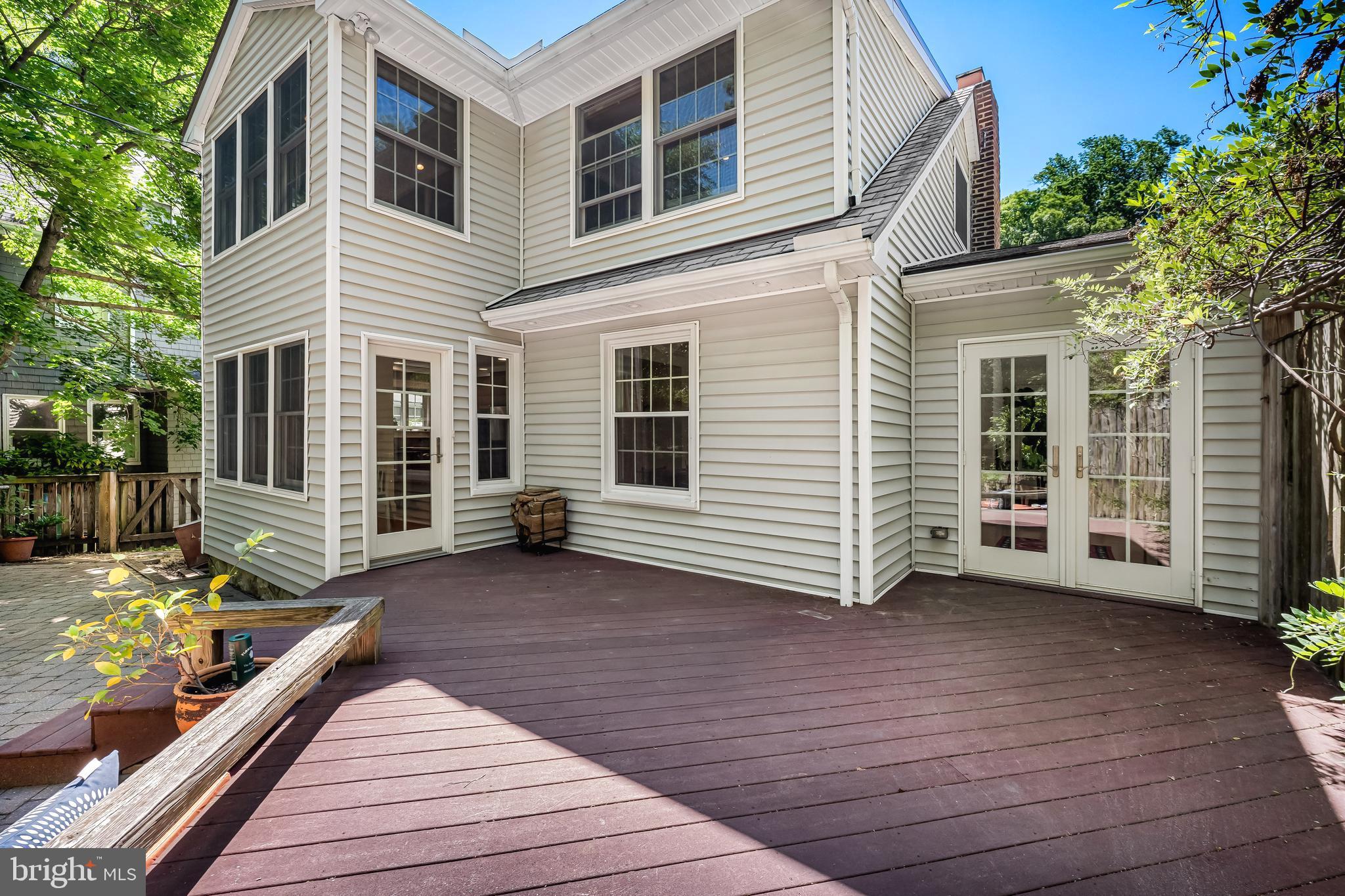 MOUNT WASHINGTON - Residential
