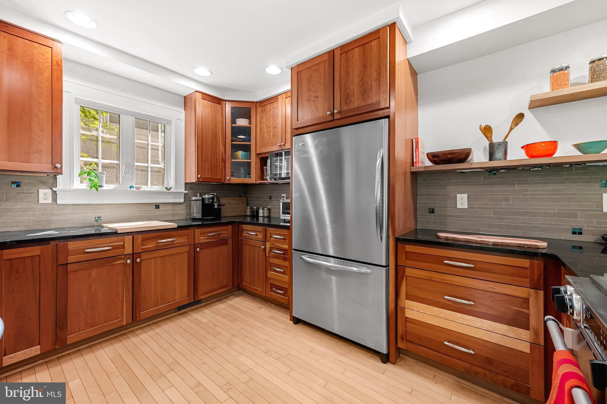 MOUNT WASHINGTON - Residential