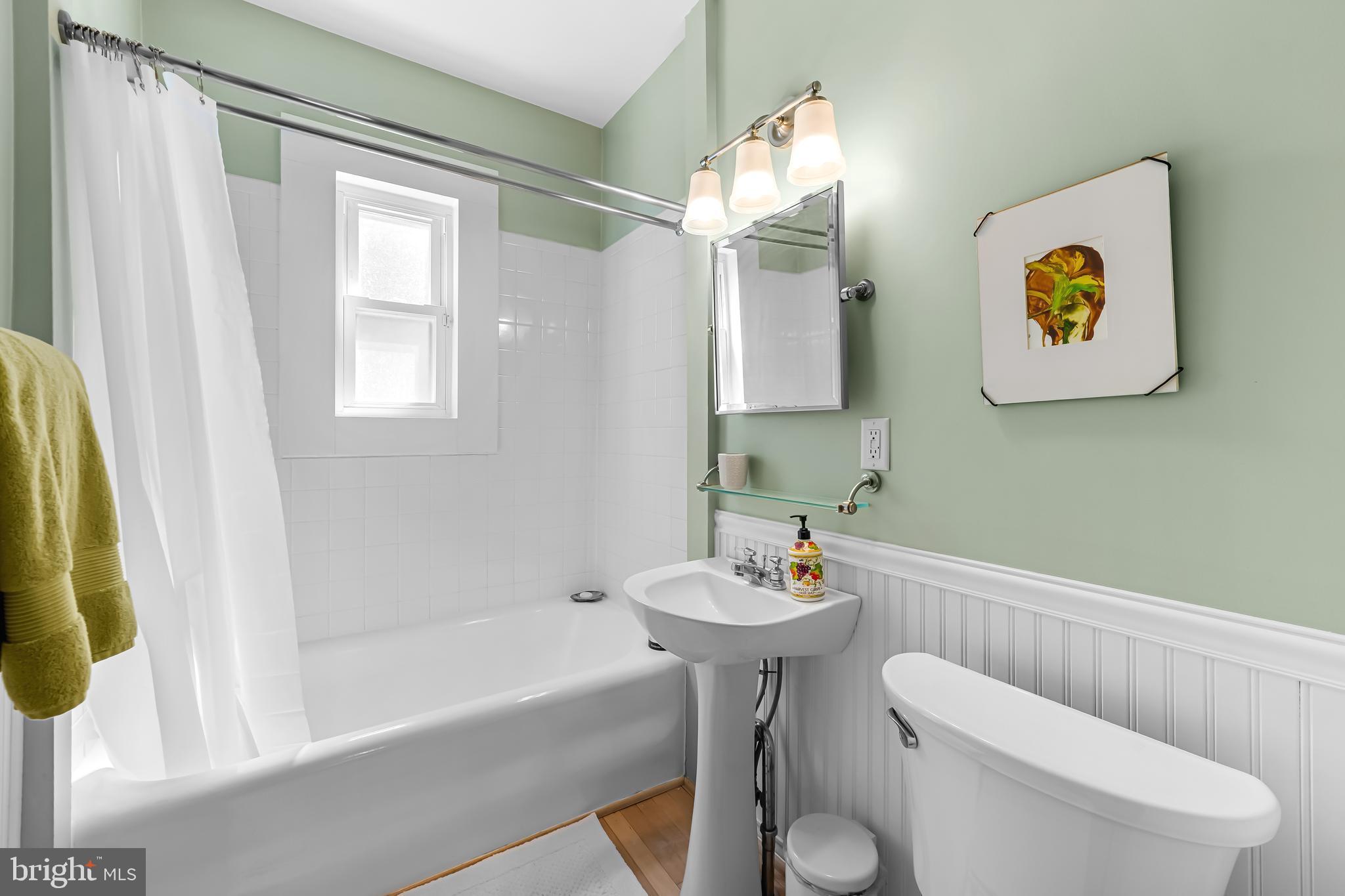 MOUNT WASHINGTON - Residential