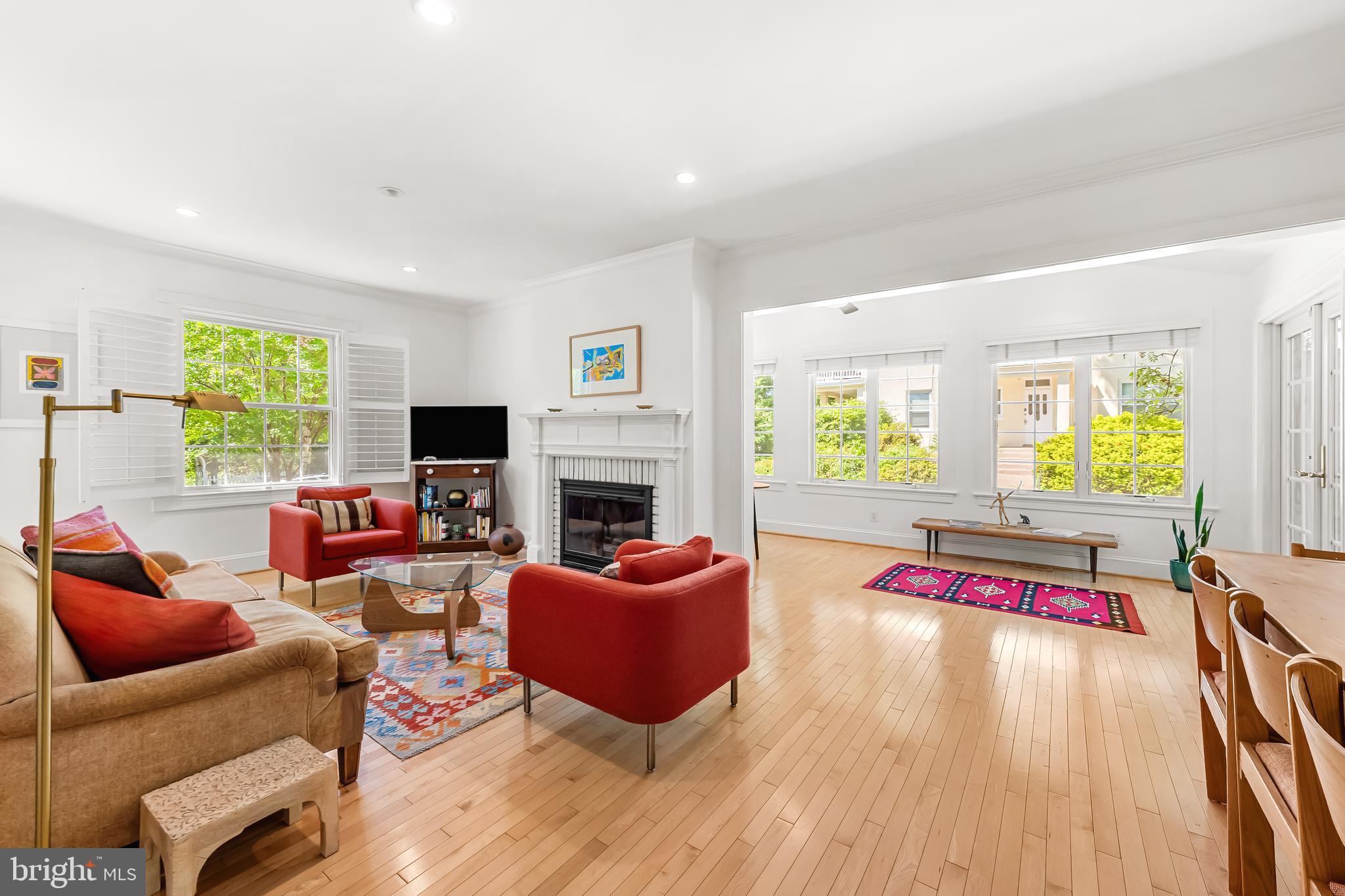 MOUNT WASHINGTON - Residential