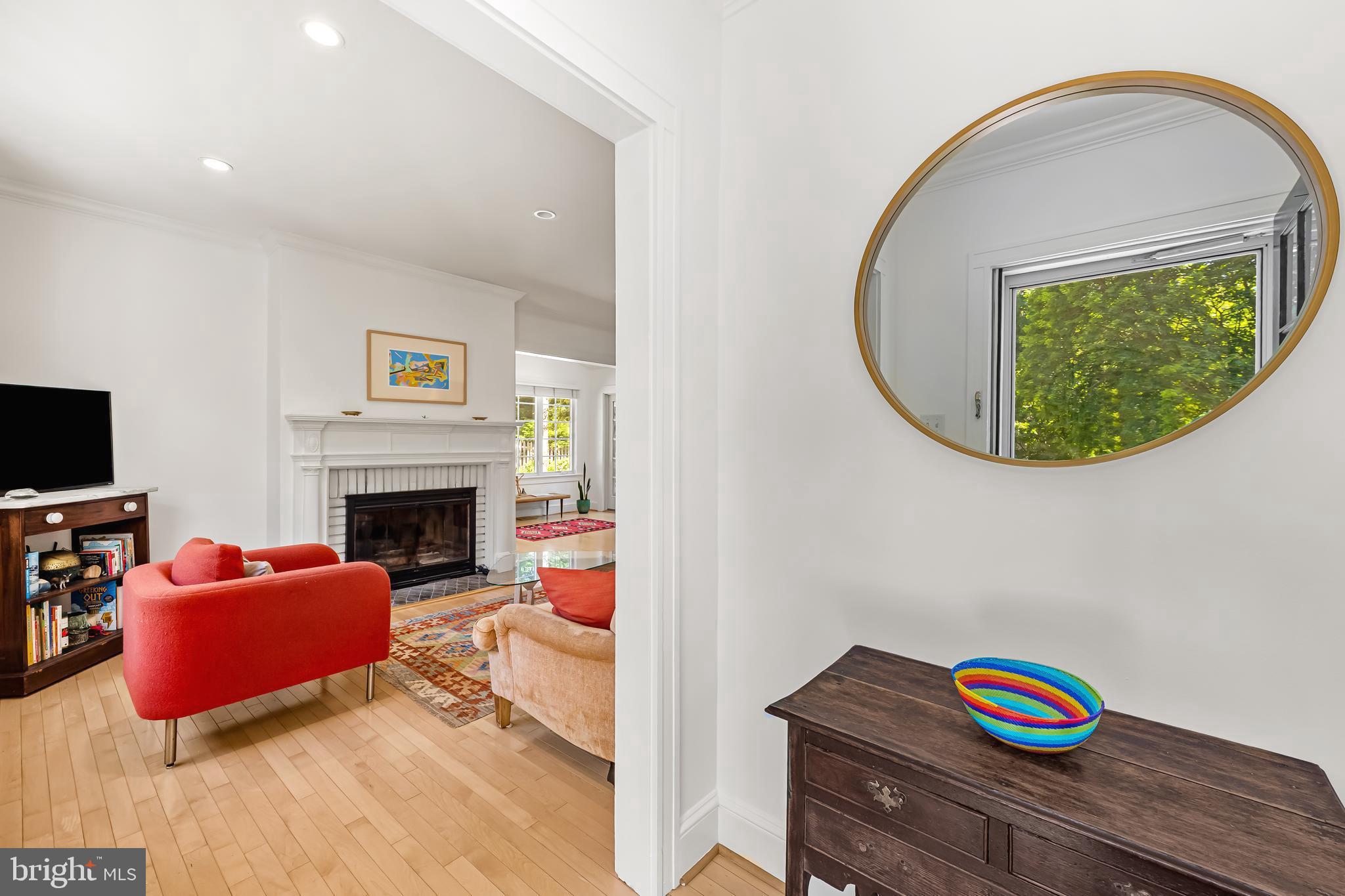 MOUNT WASHINGTON - Residential