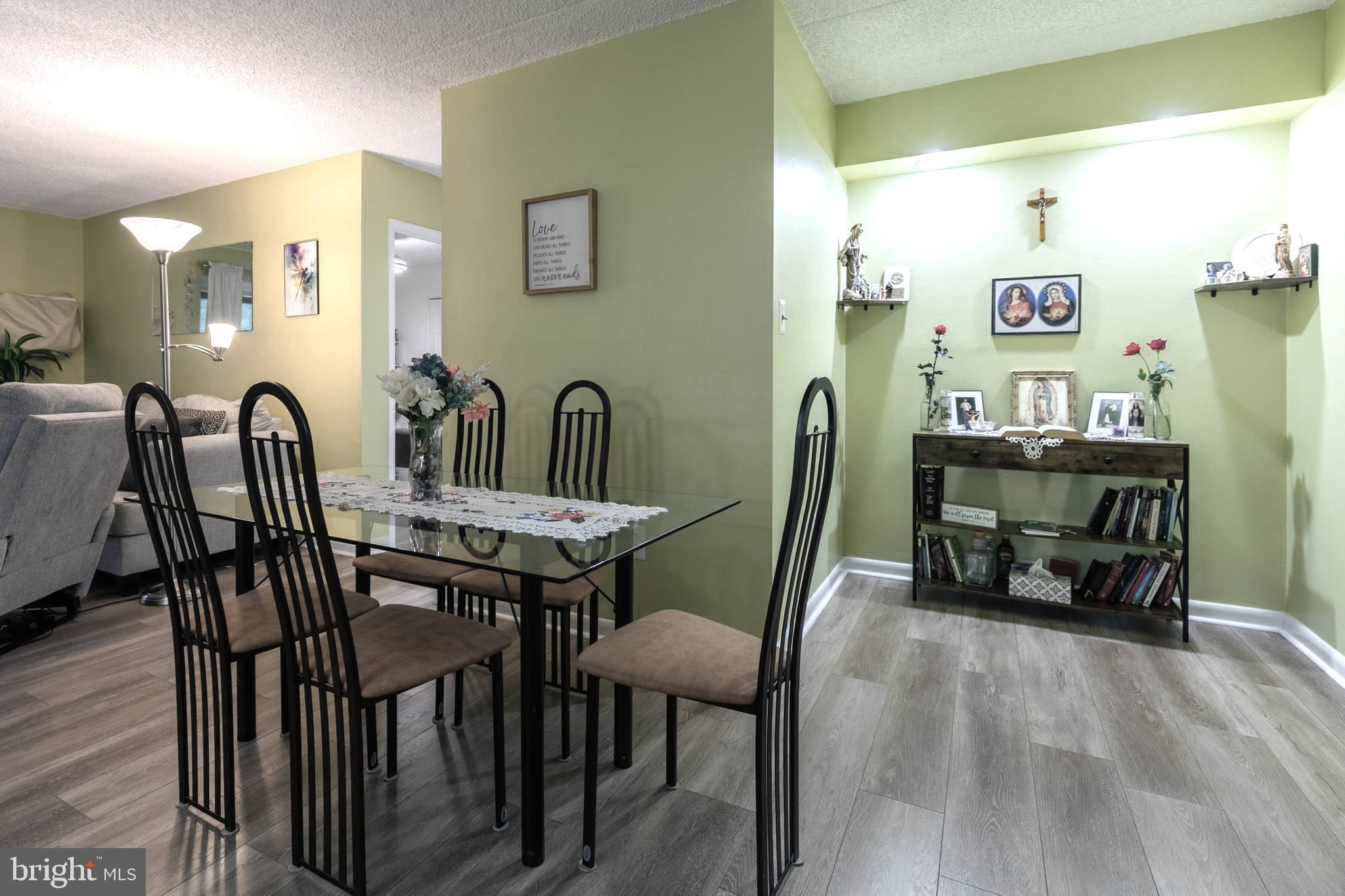 HAVERFORD HILL - Residential