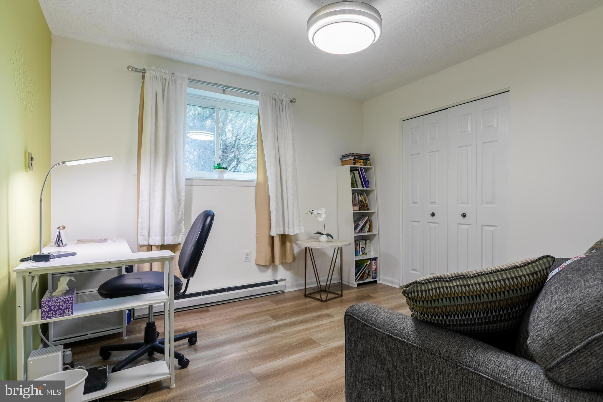 HAVERFORD HILL - Residential