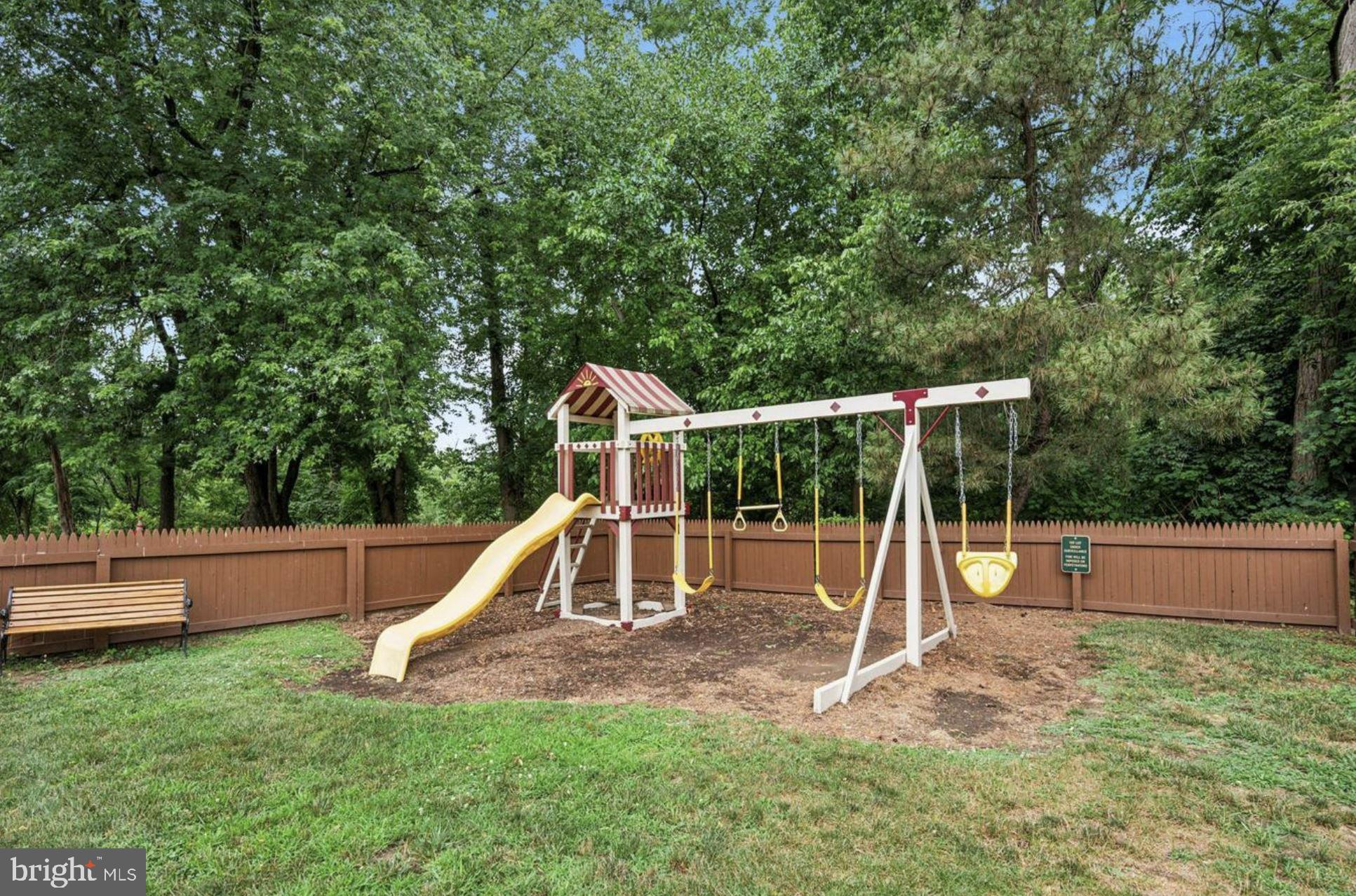 HAVERFORD HILL - Residential