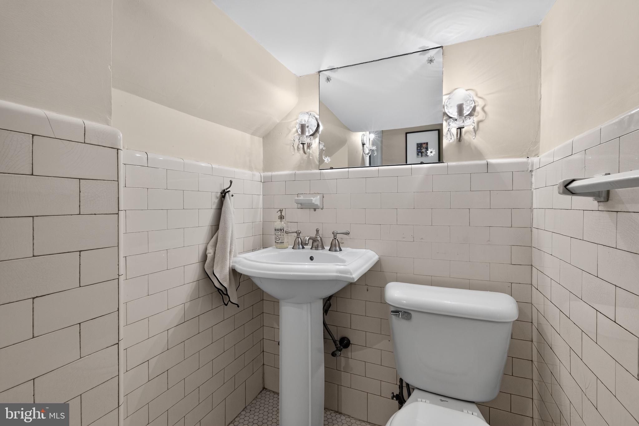ELKINS PARK - Residential