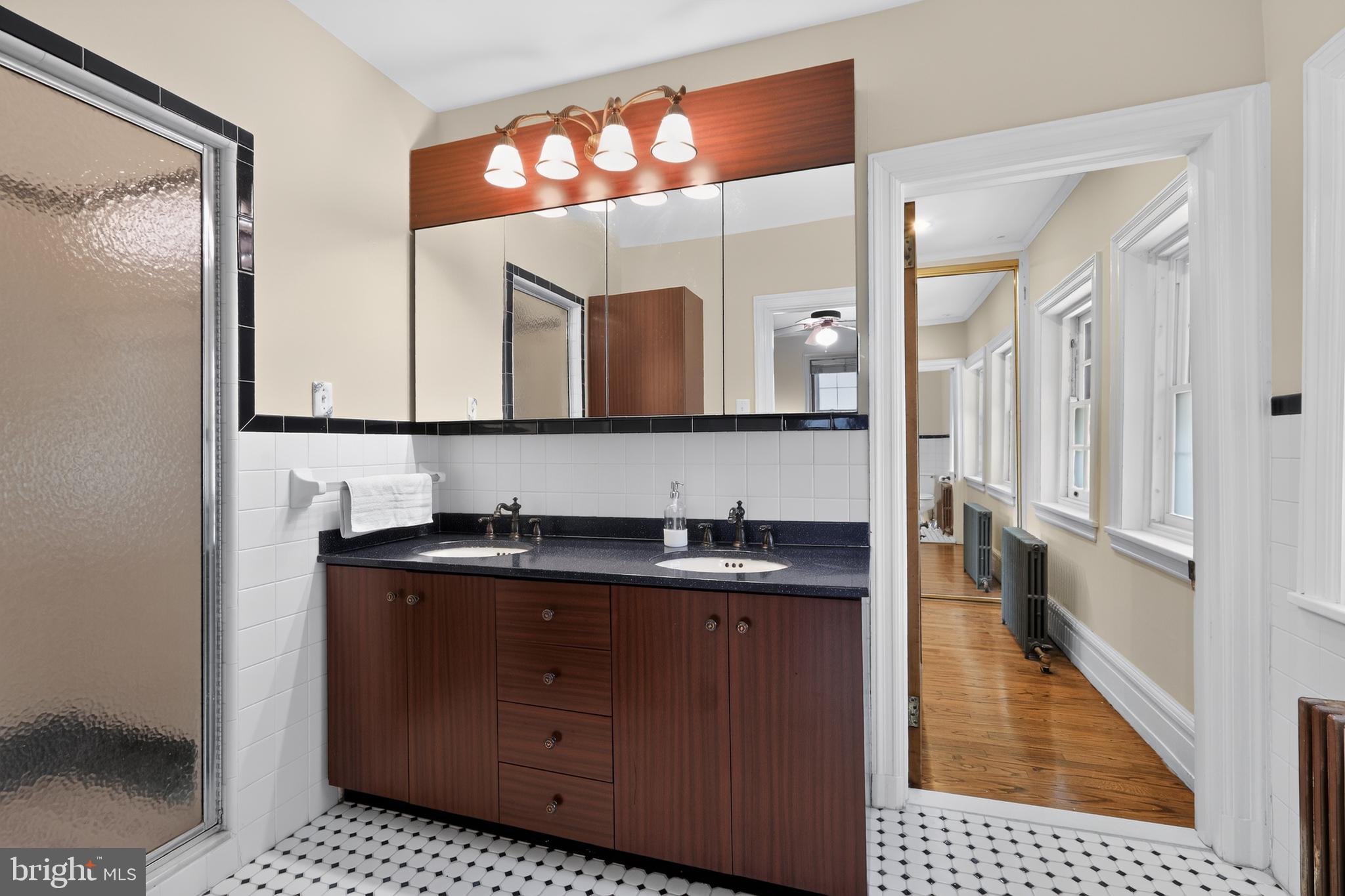 ELKINS PARK - Residential
