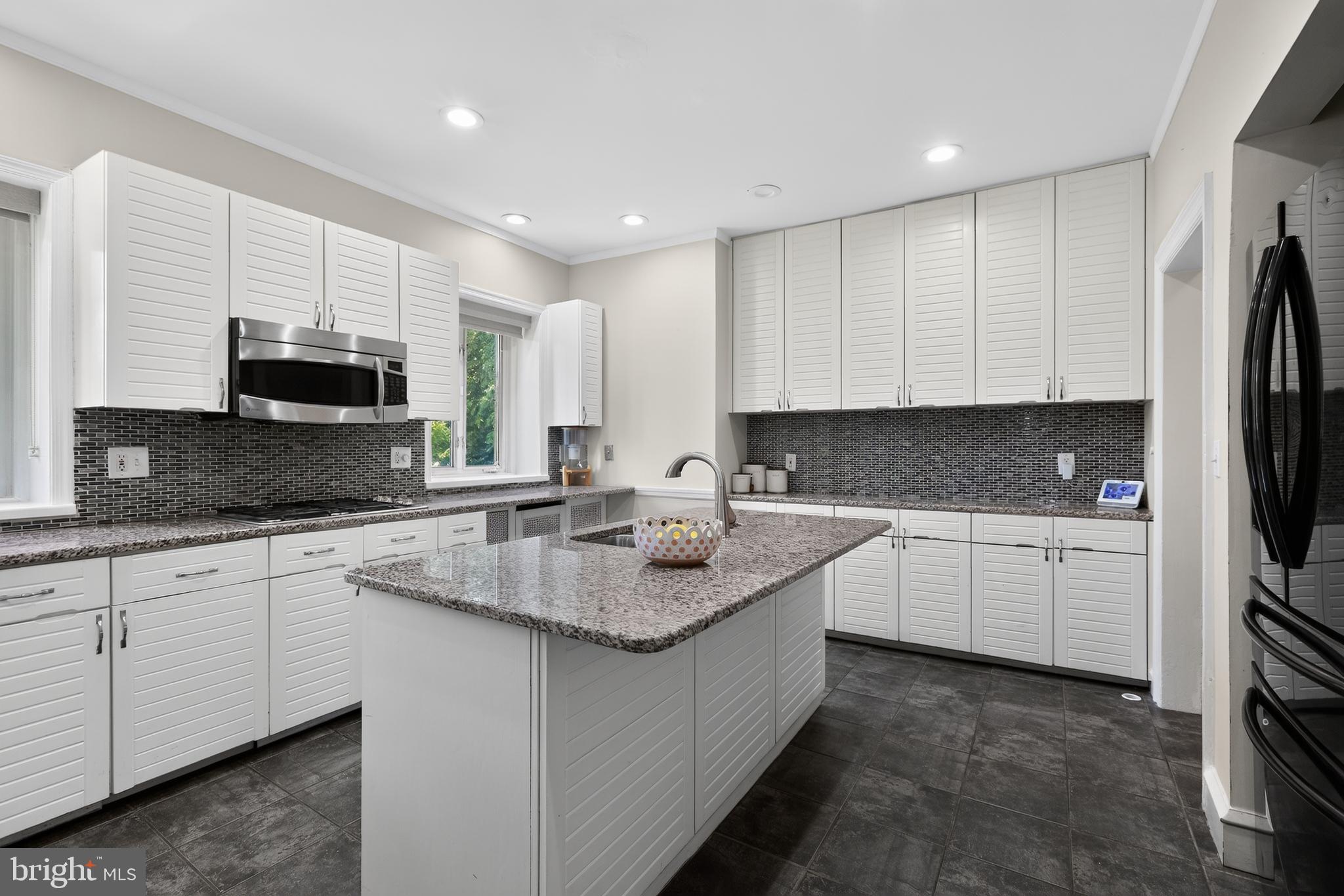 ELKINS PARK - Residential