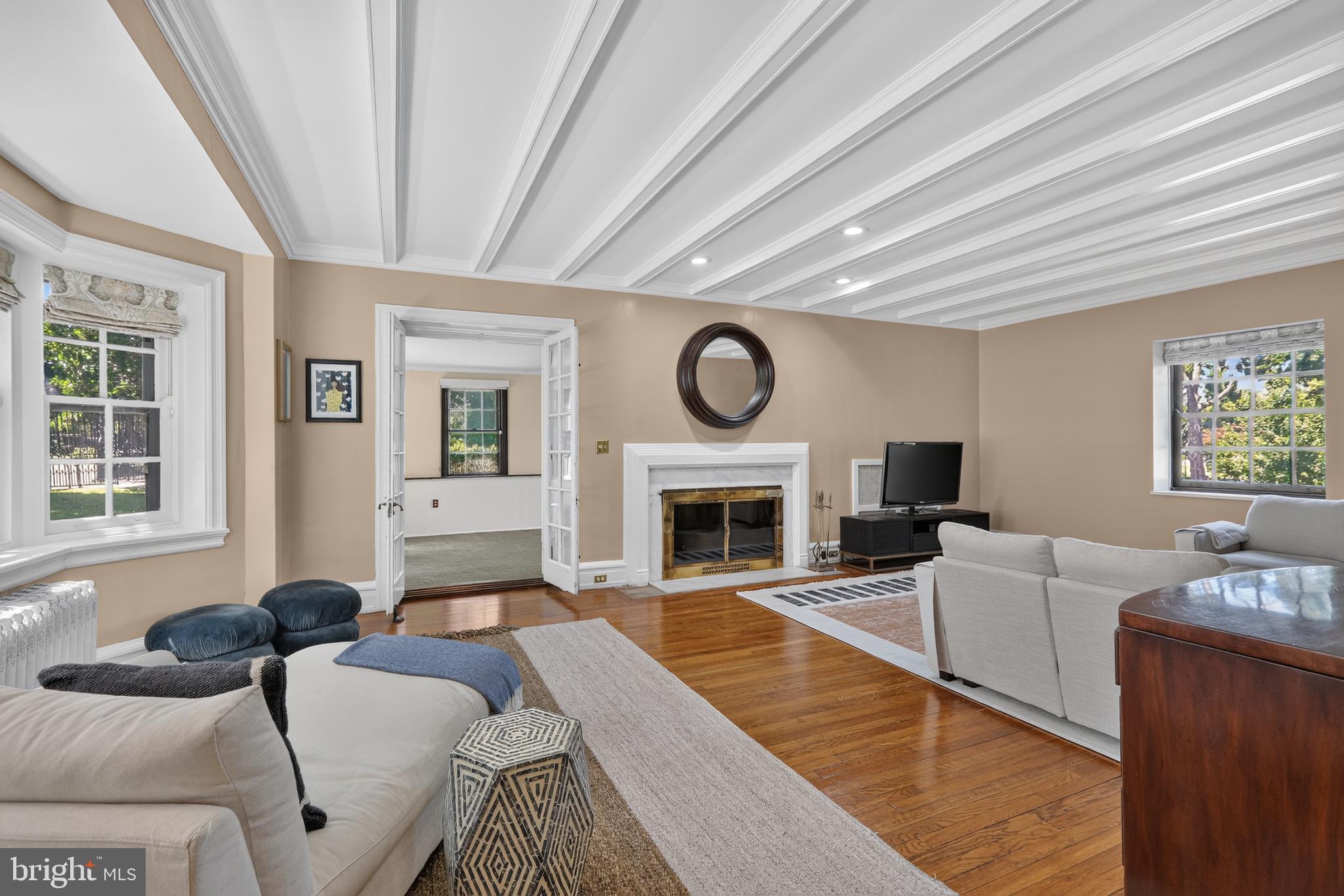 ELKINS PARK - Residential