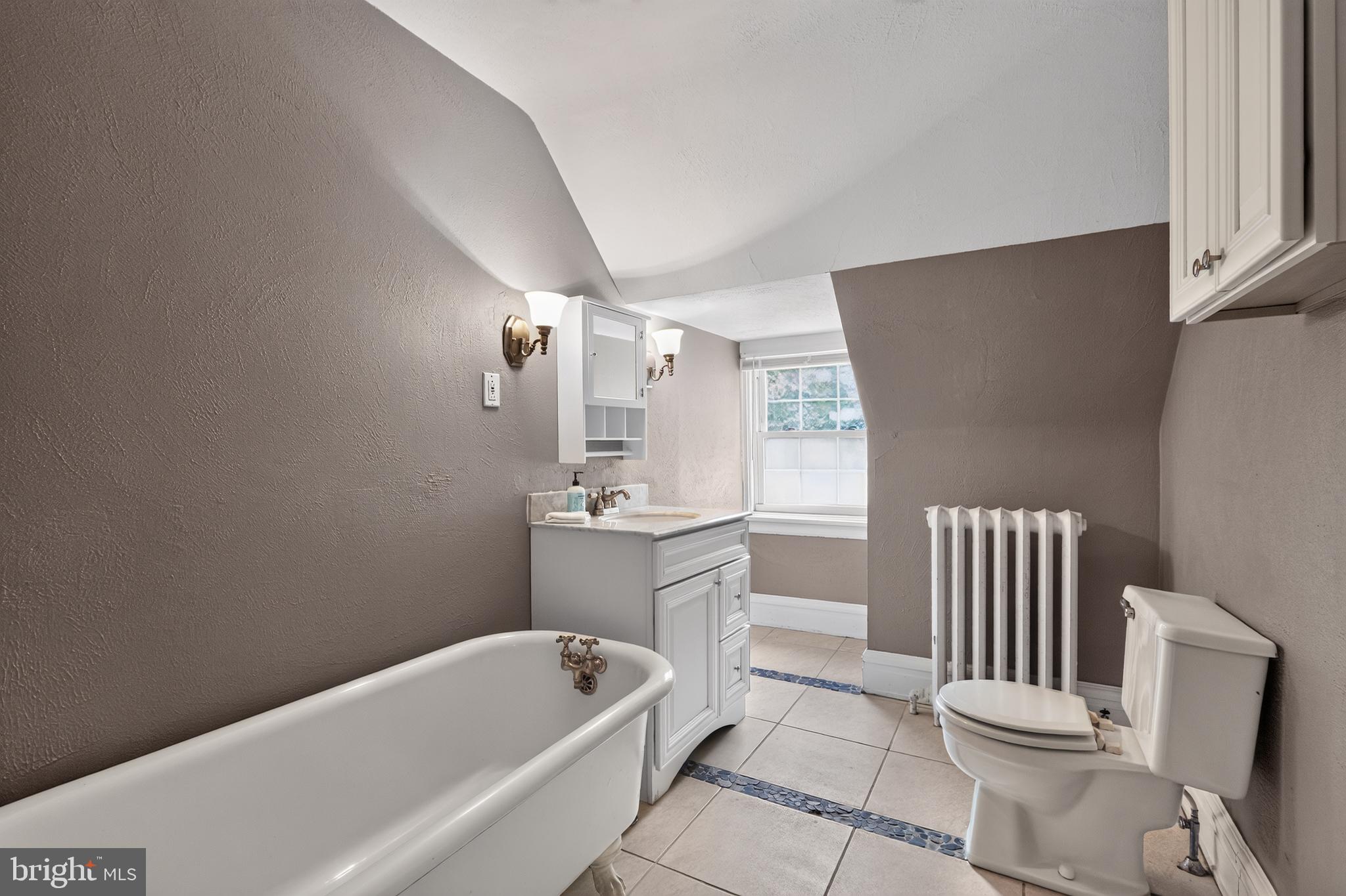 ELKINS PARK - Residential
