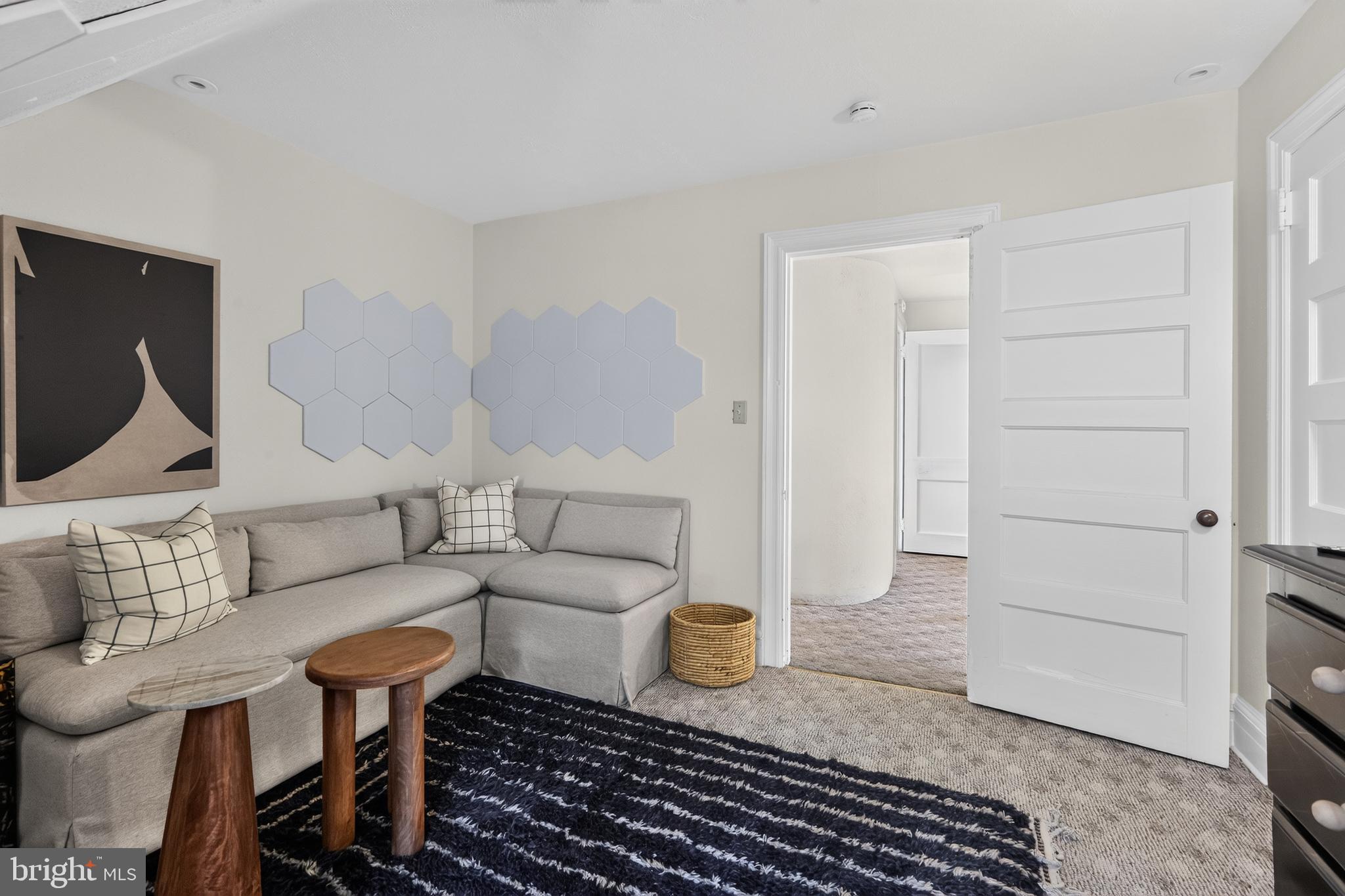 ELKINS PARK - Residential