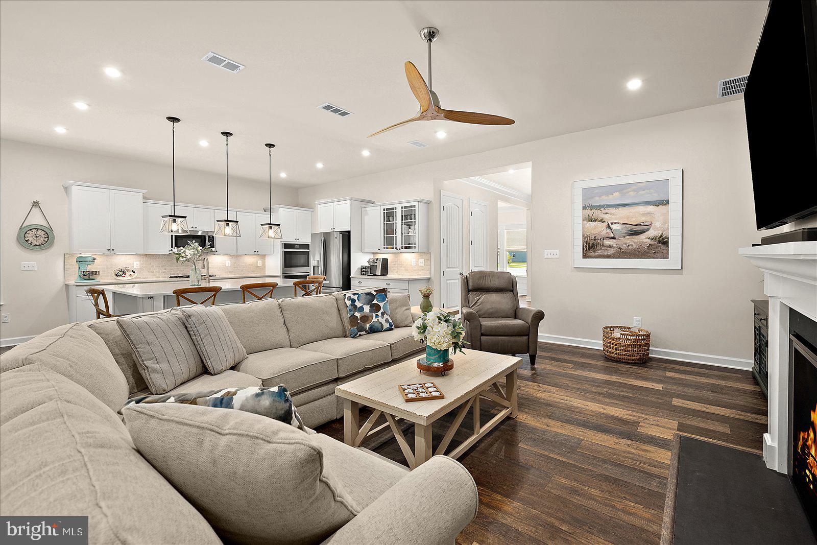 OCEAN VIEW BEACH CLUB - Residential